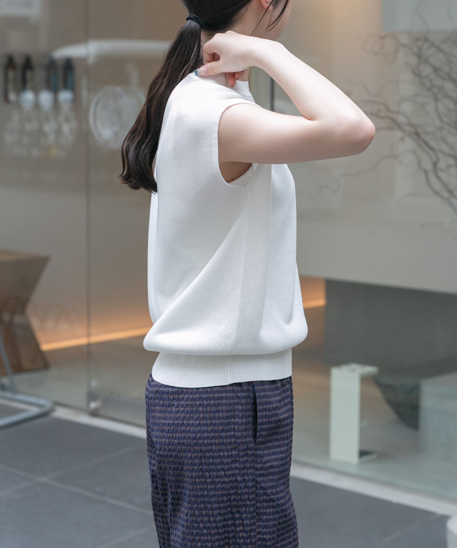 URBAN RESEARCH DOORS「FORK&SPOON　LEVITAノースリーブニットプルオーバー」|ニット・セーター|