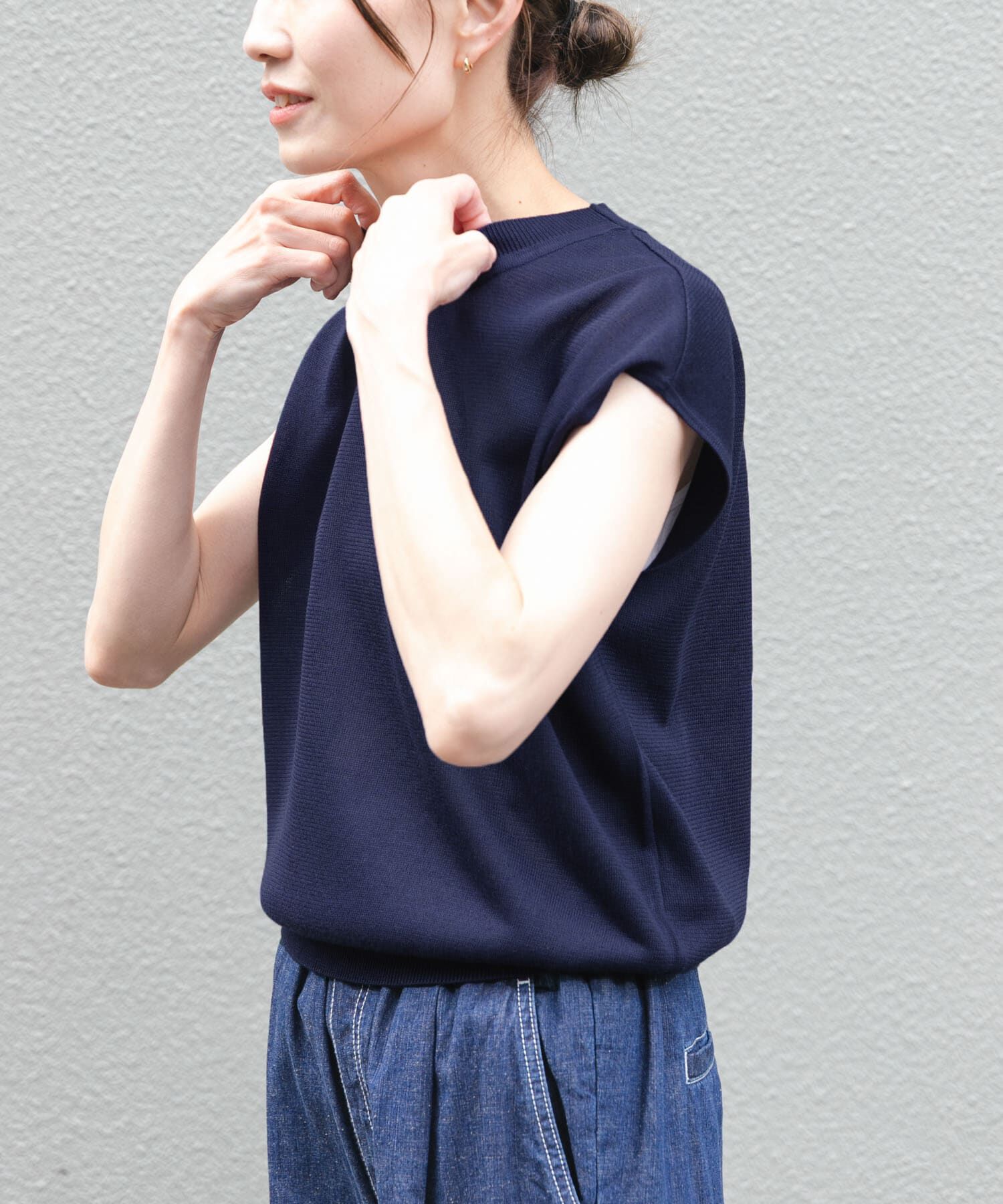 URBAN RESEARCH DOORS「FORK&SPOON　LEVITAノースリーブニットプルオーバー」|ニット・セーター|