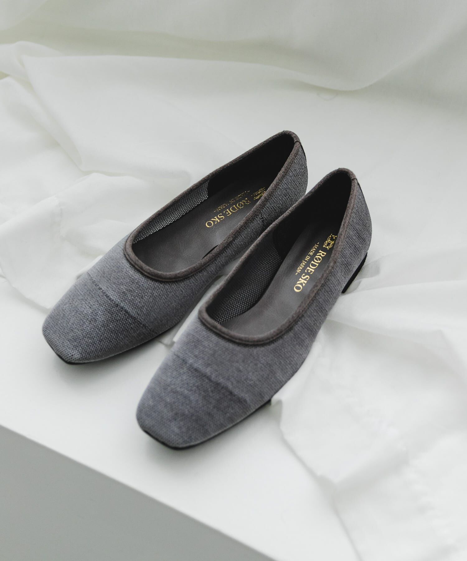 RODE SKO「『MADE IN JAPAN』スクエアベロアメッシュフラット」|バレエシューズ|