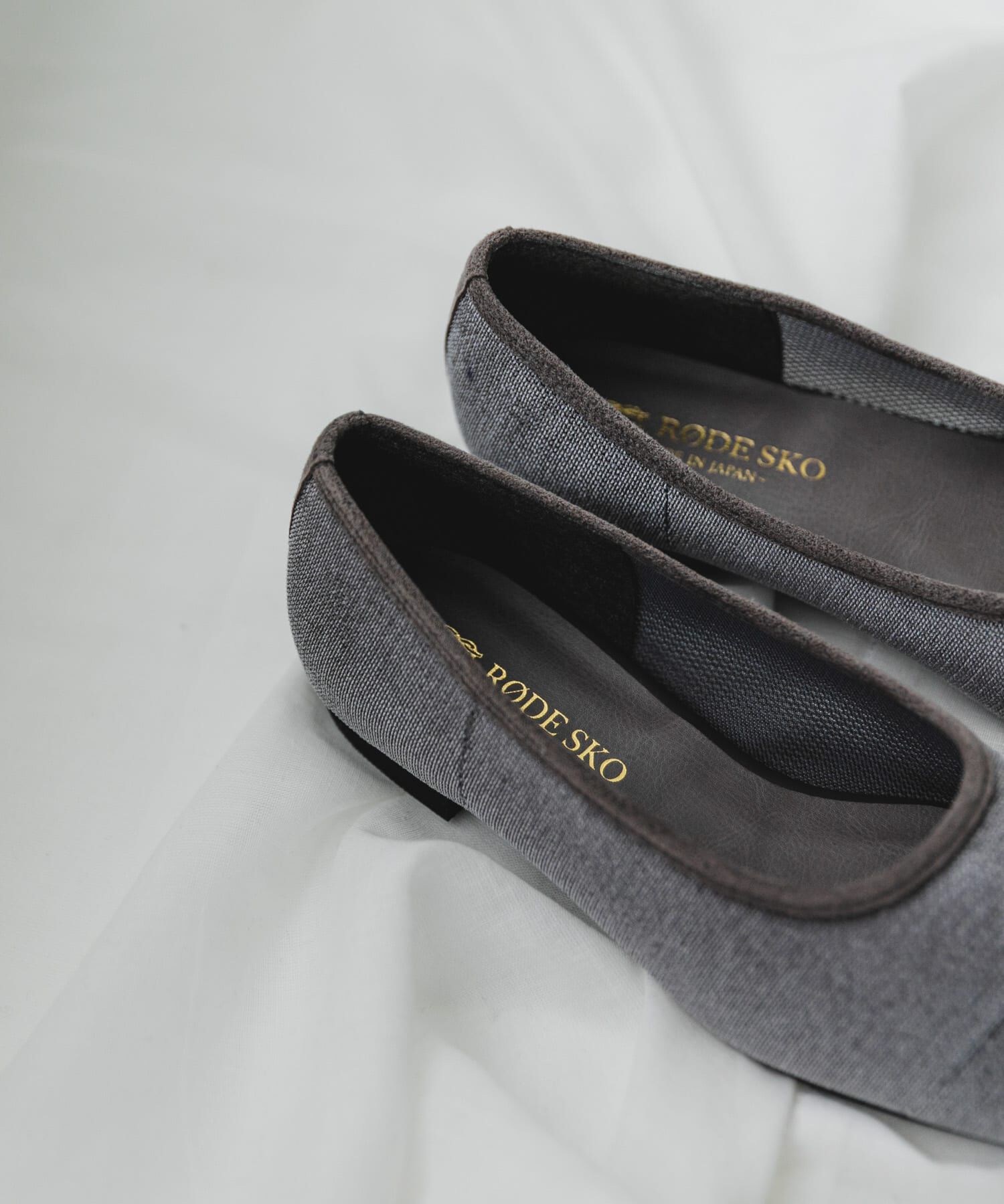 RODE SKO「『MADE IN JAPAN』スクエアベロアメッシュフラット」|バレエシューズ|
