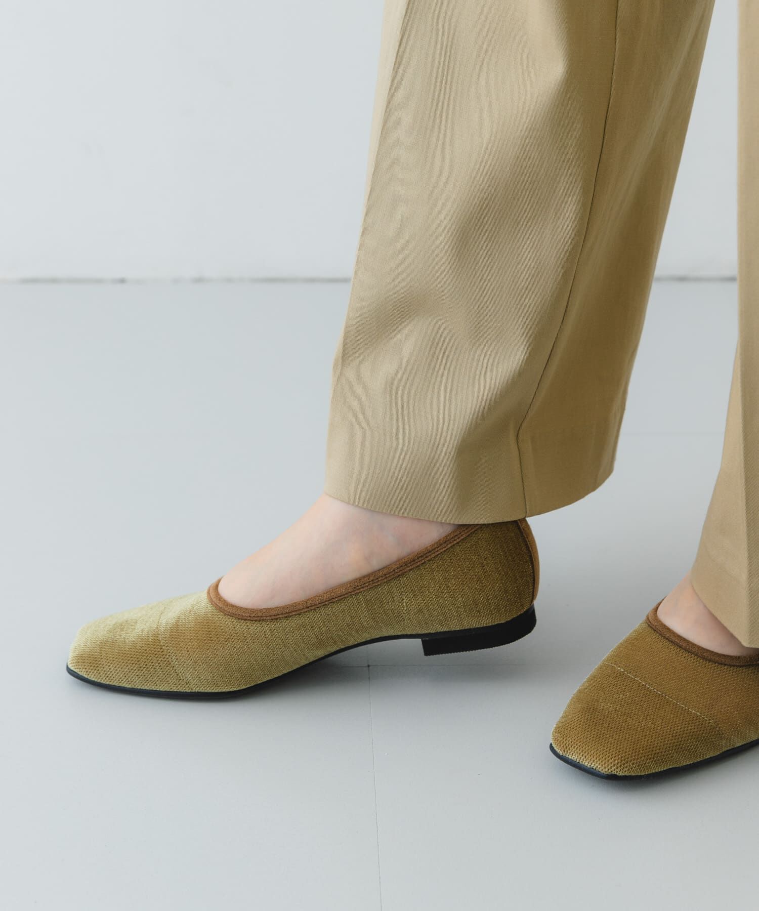RODE SKO「『MADE IN JAPAN』スクエアベロアメッシュフラット」|バレエシューズ|