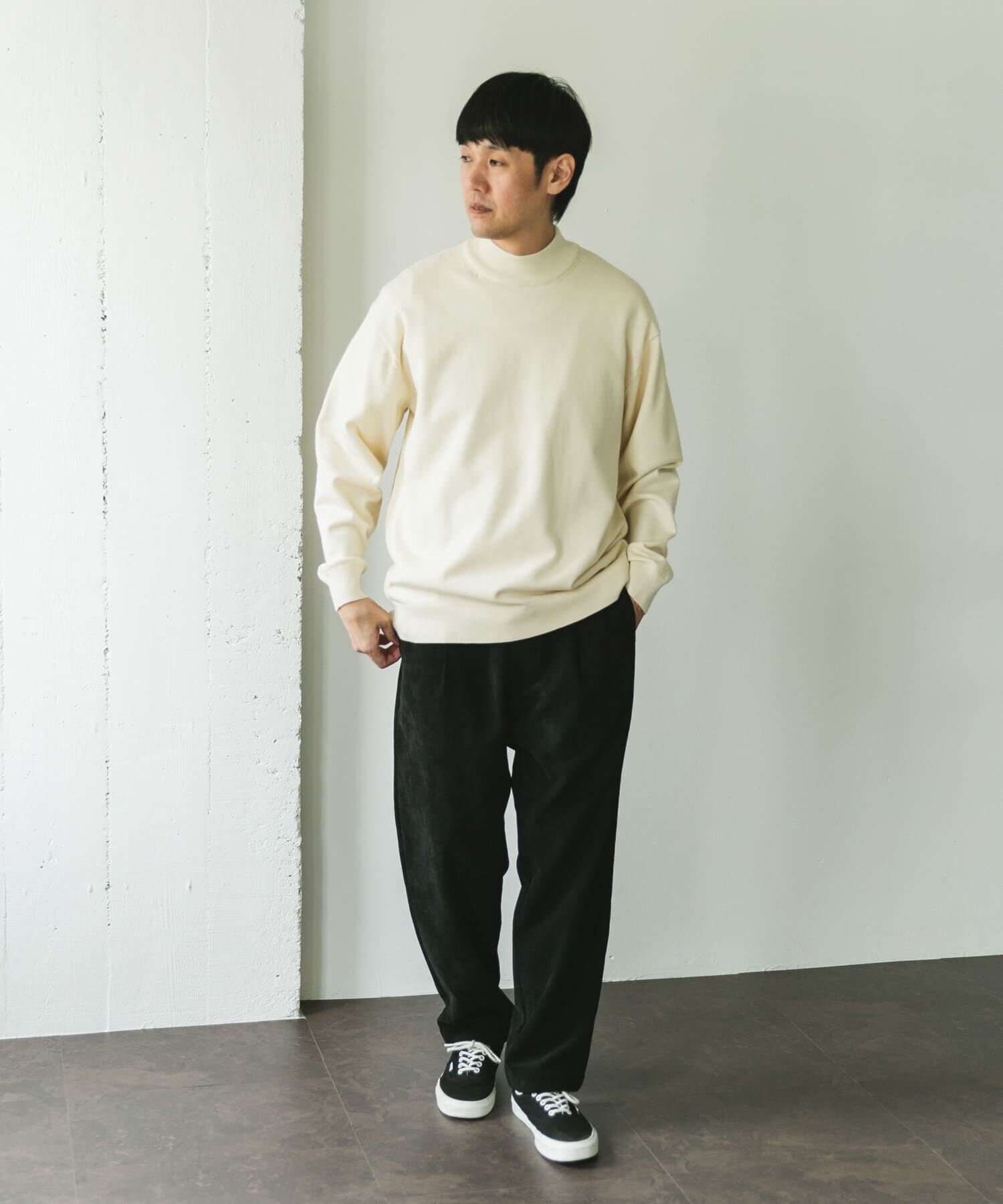 URBAN RESEARCH DOORS「『仁村紗和さん着用』『UR TECH 200日ニット』 モックネック」|ニット・セーター|