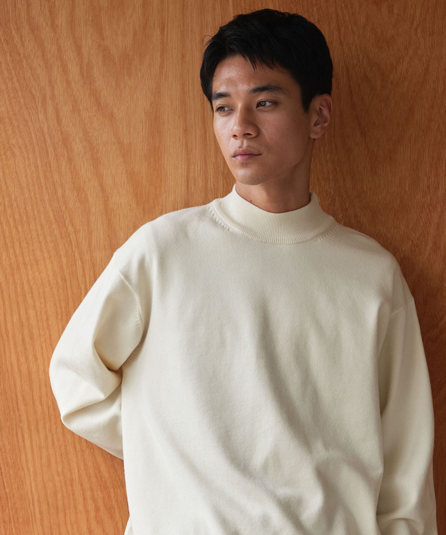 URBAN RESEARCH DOORS「『仁村紗和さん着用』『UR TECH 200日ニット』 モックネック」|ニット・セーター|