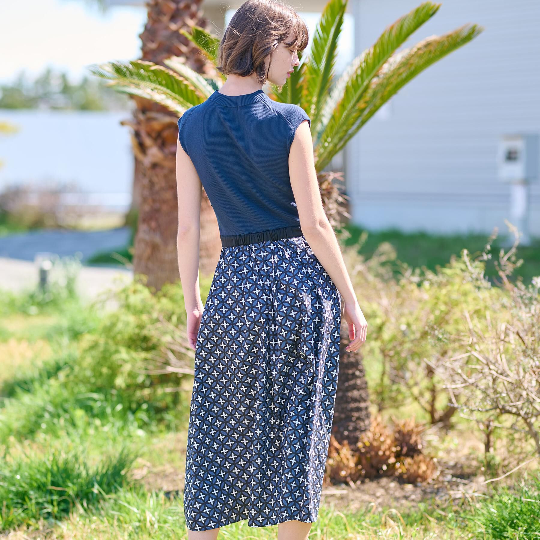 DRESSTERIOR「【洗える】オーバーラップサークルフレンチスリーブワンピ」|ワンピース|