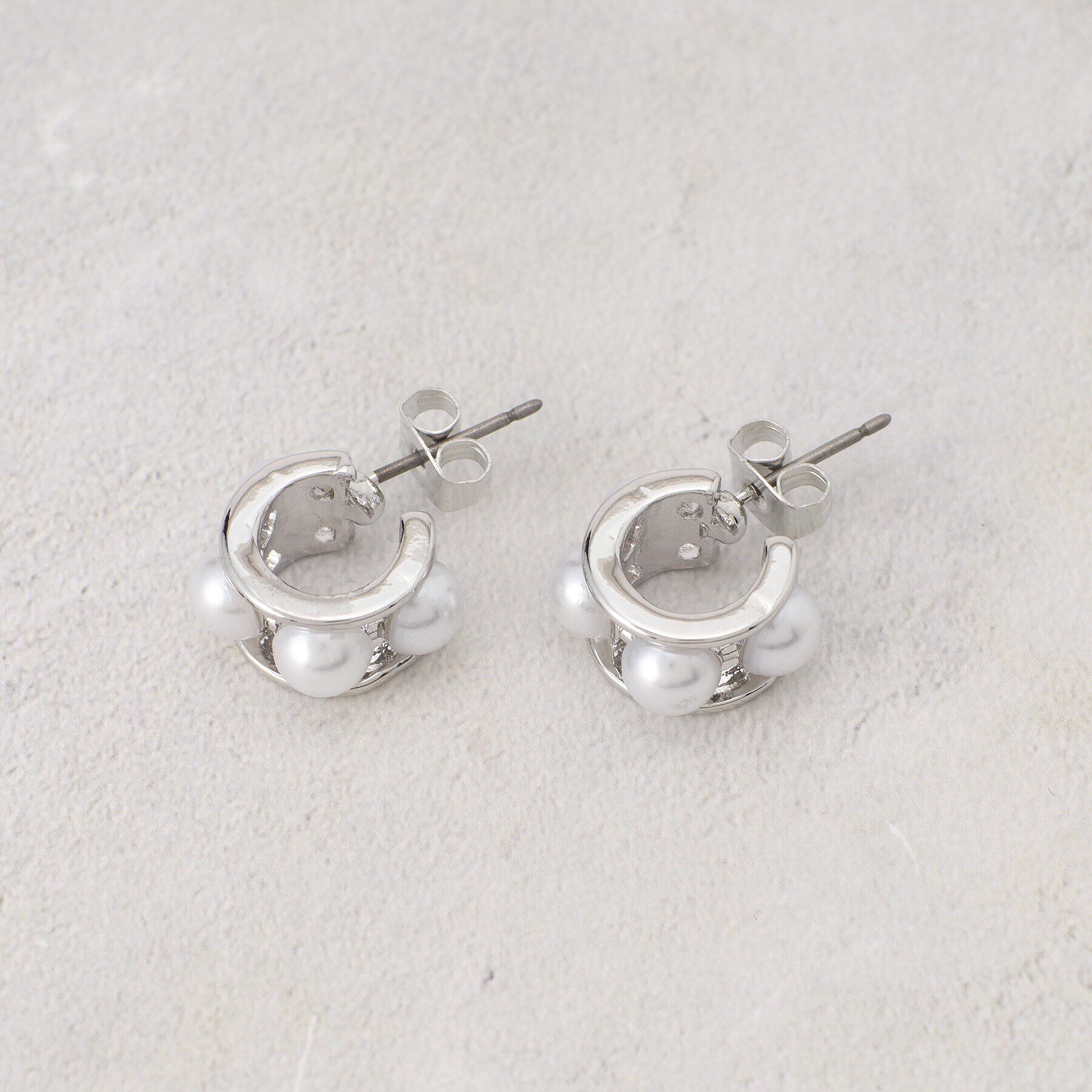 grove「パール調ミニメタルフープピアス」|ピアス|シルバー(006)