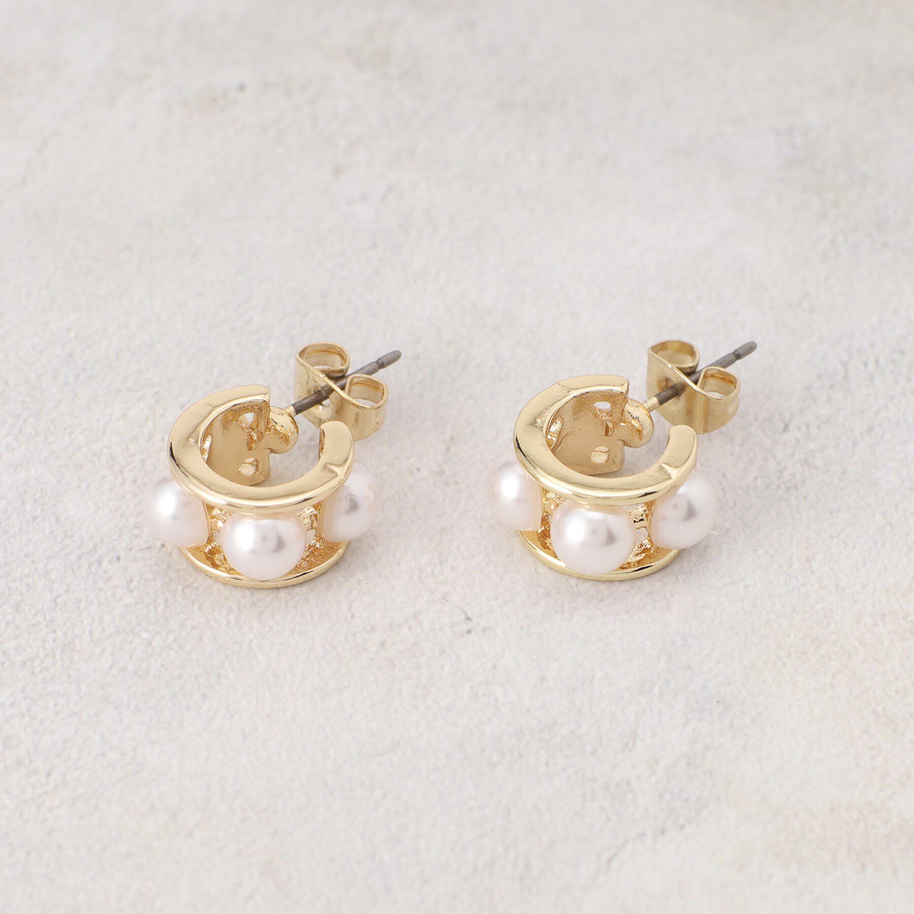 grove「パール調ミニメタルフープピアス」|ピアス|ゴールド(007)