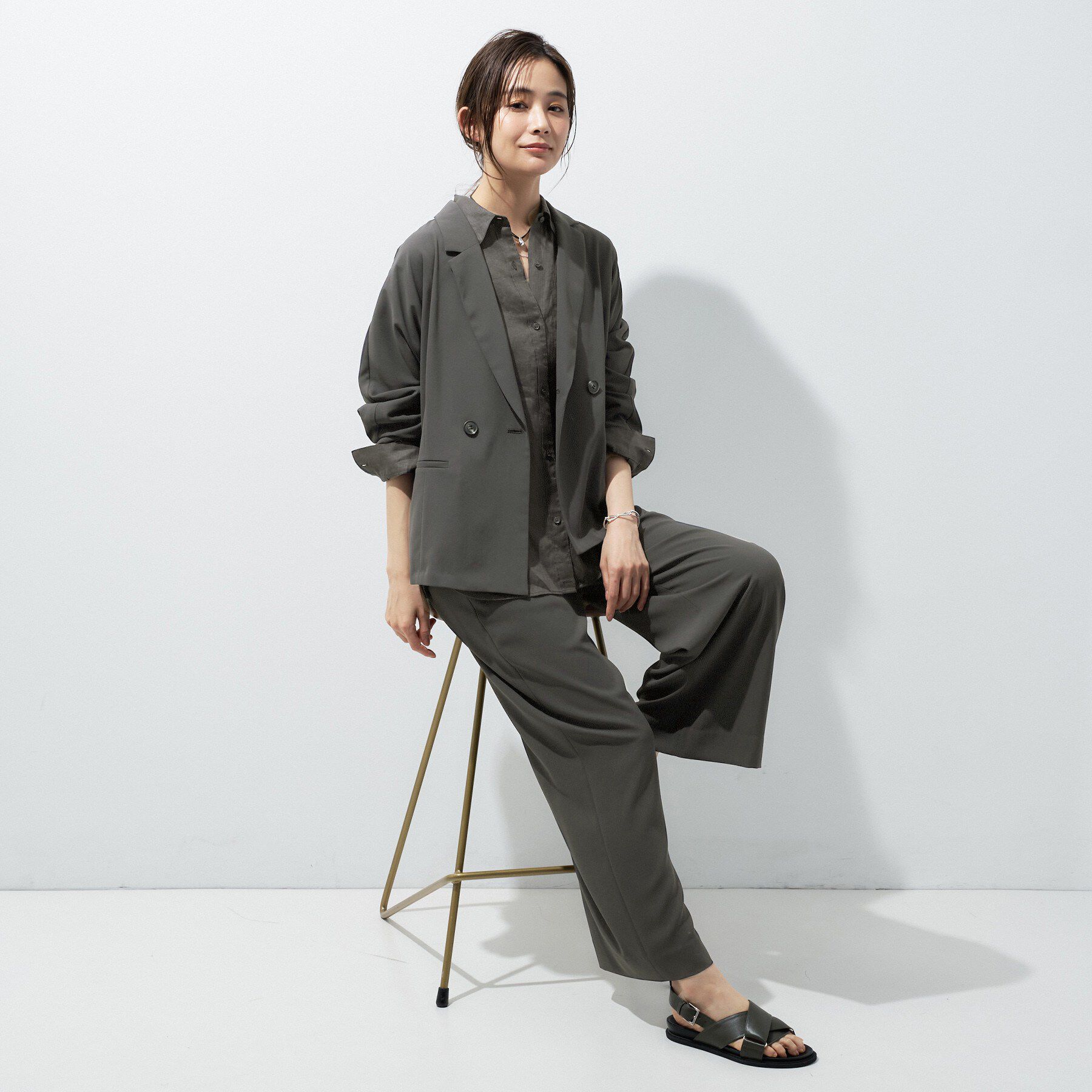 INDIVI「【さらに軽く軽快！／着る日傘】ドルマンダブルジャケット」|テーラードジャケット|