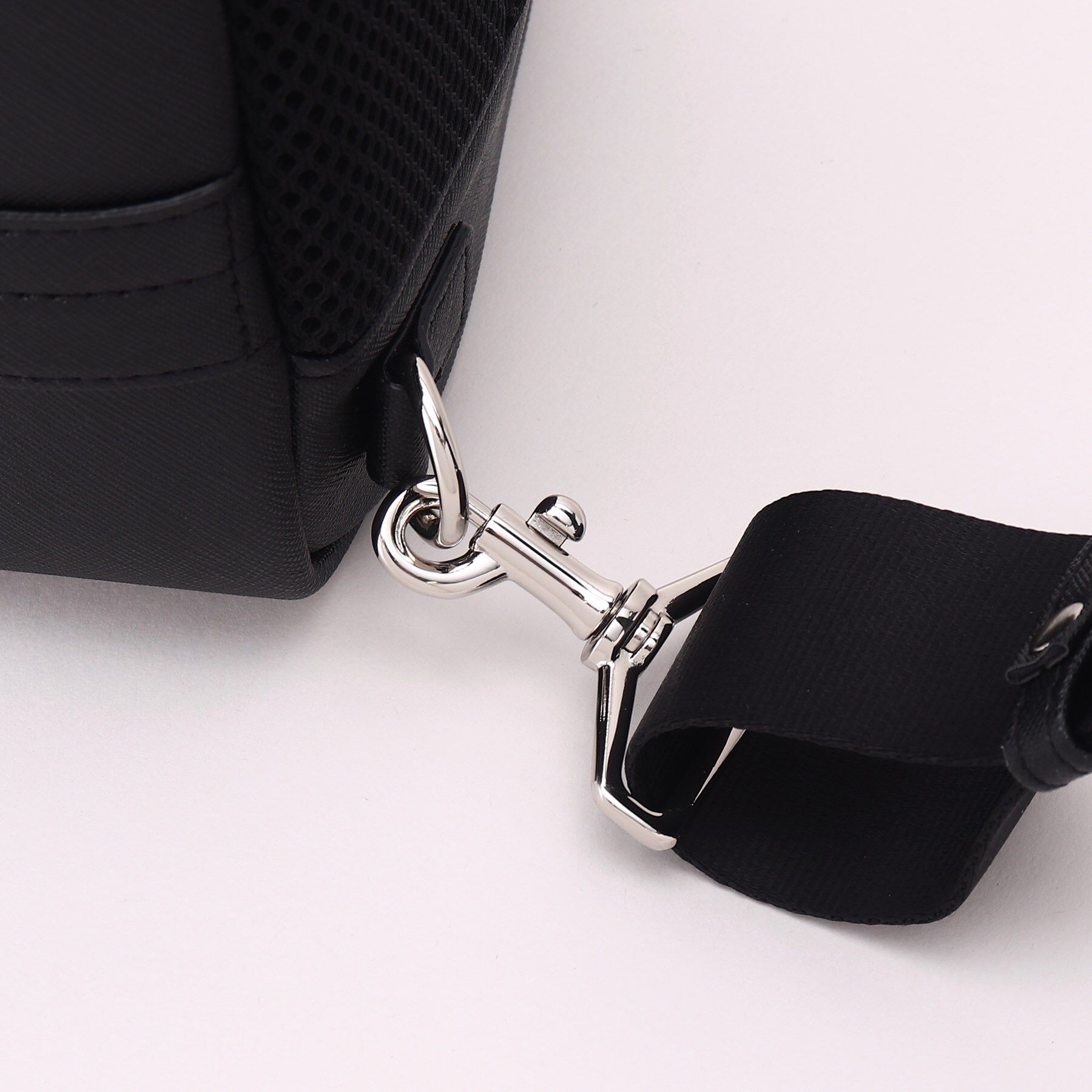 TAKEO KIKUCHI「薄マチ スマート 大人　ワンショルダーバッグ」|ショルダー・メッセンジャー|