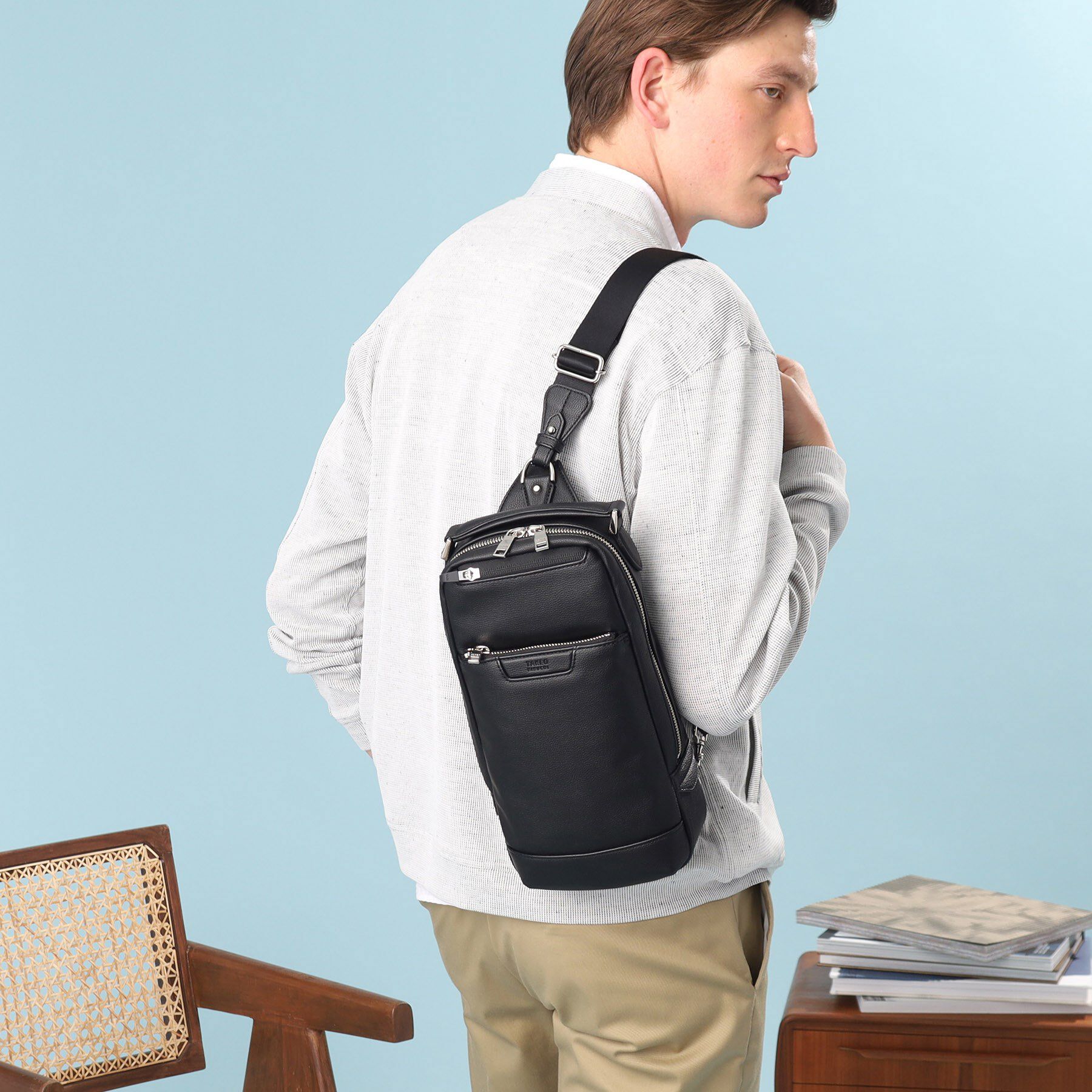 TAKEO KIKUCHI「薄マチ スマート 大人　ワンショルダーバッグ」|ショルダー・メッセンジャー|