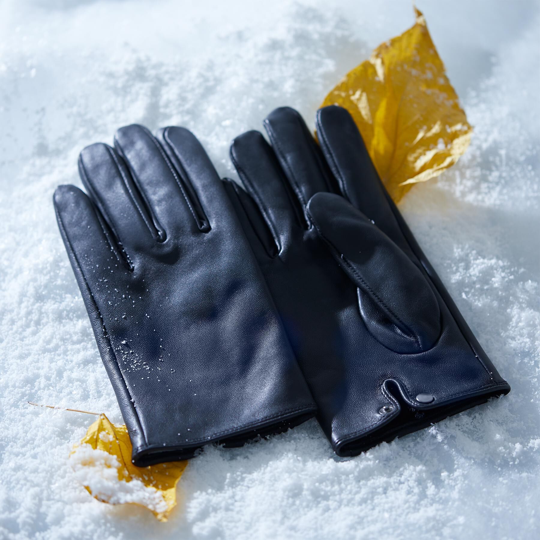 tk.TAKEO KIKUCHI「【本革／ギフトにおススメ】スムースアソートグローブ」|手袋|ブラック(019)