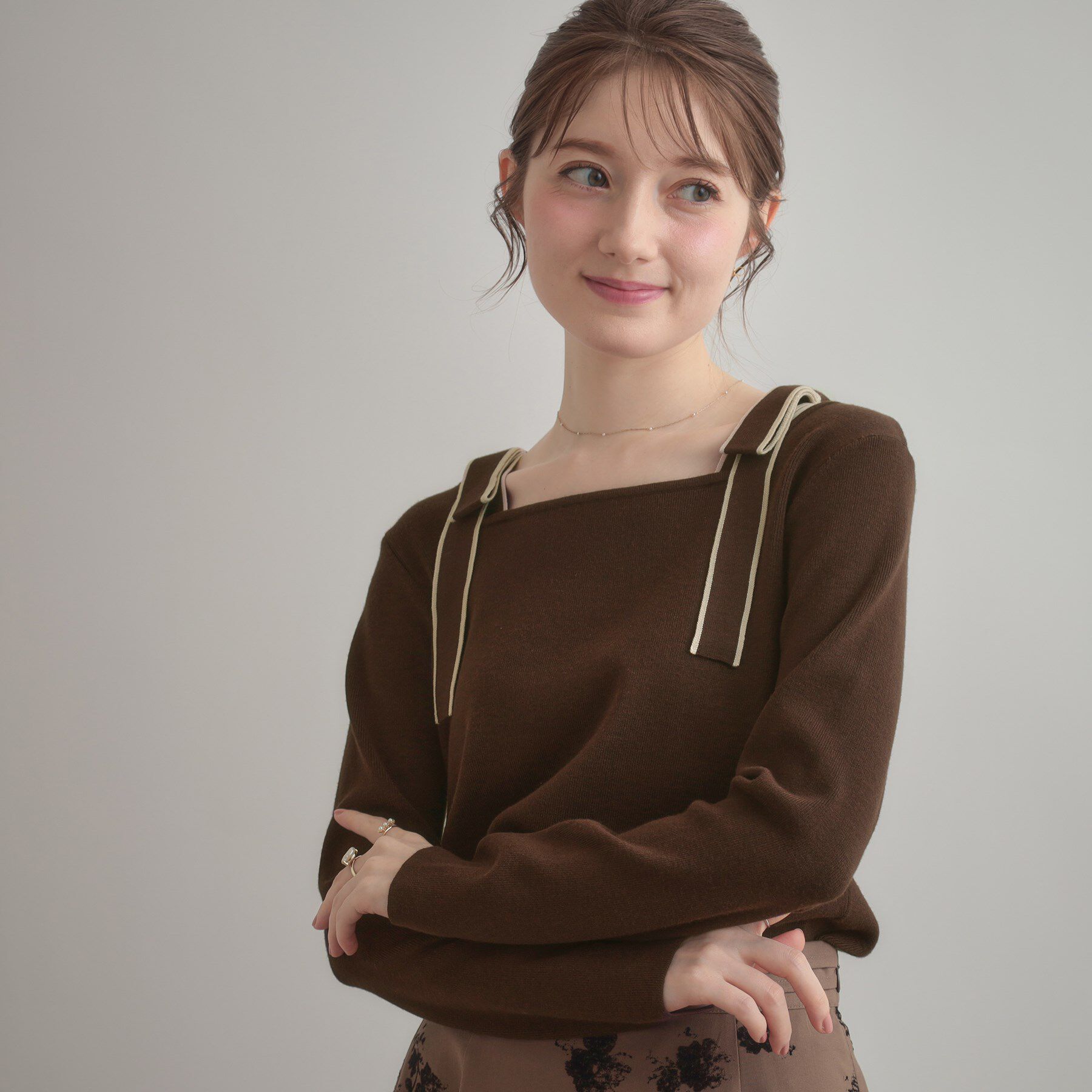 Couture broach「【着映え・フェミニン・高見え】配色リボン総針ニットトップス」|ニット・セーター|