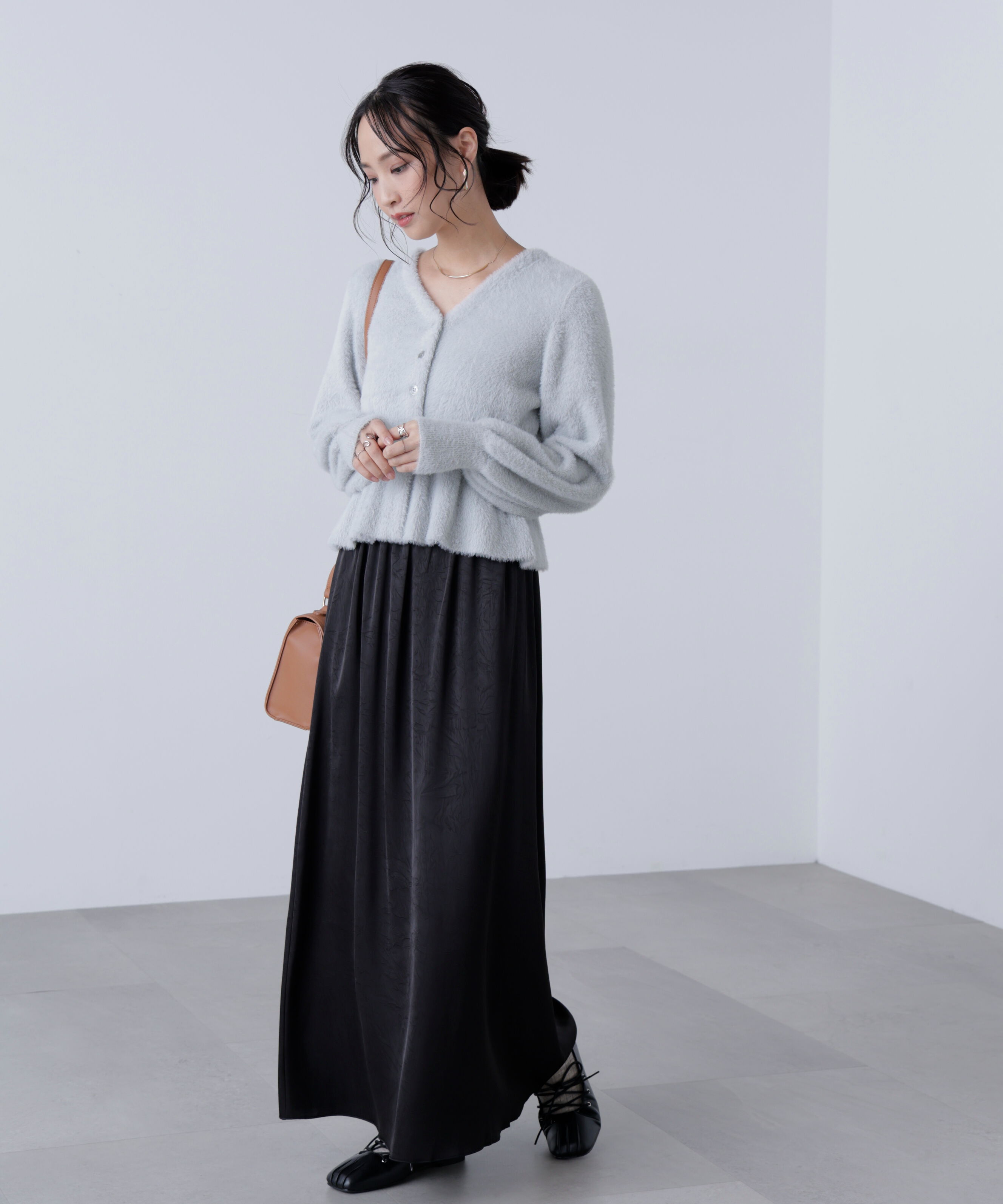  「サテンナローロングスカート」|スカート|