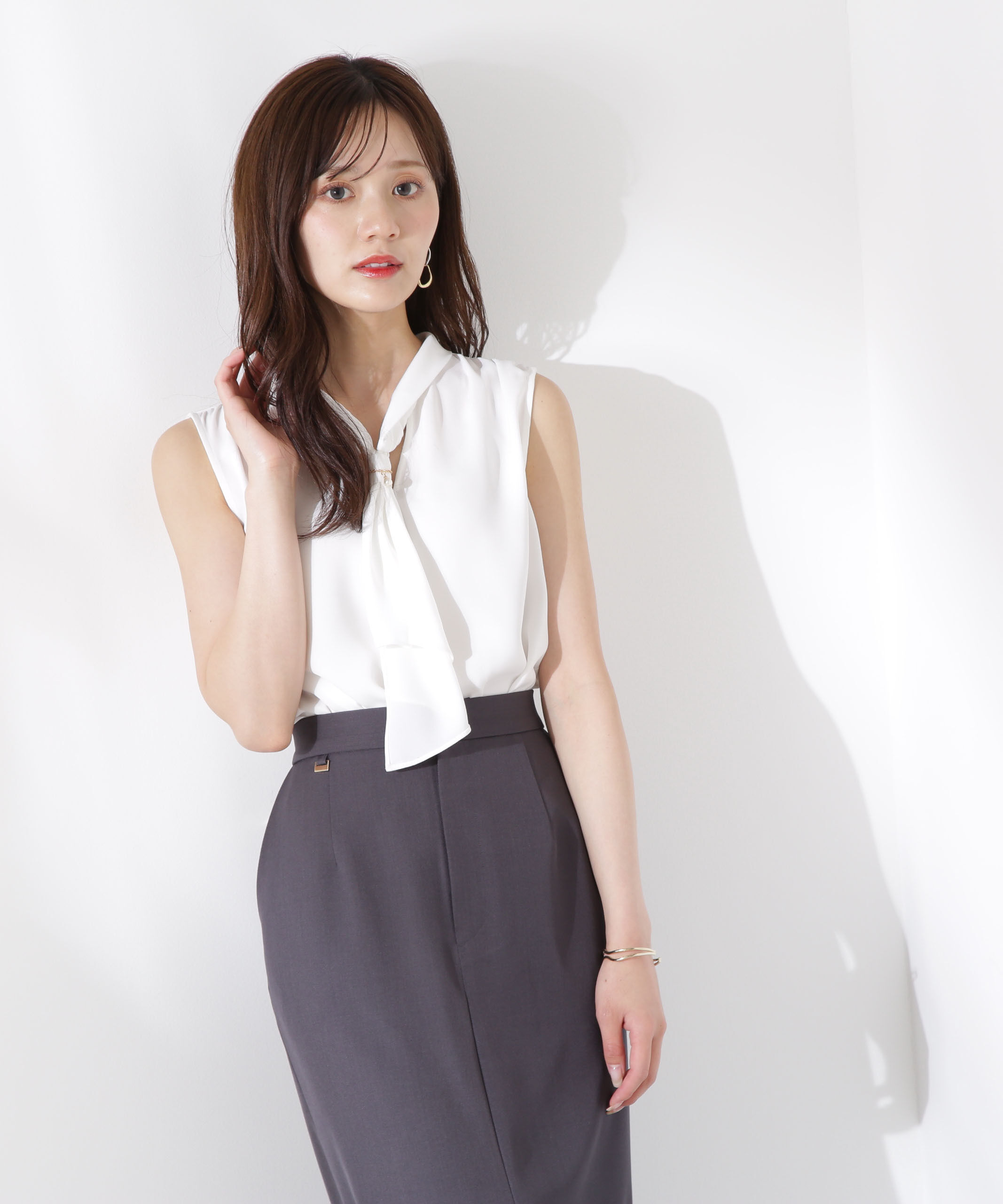 PROPORTION BODY DRESSING「パール付きフリルタイブラウス」|シャツ・ブラウス|