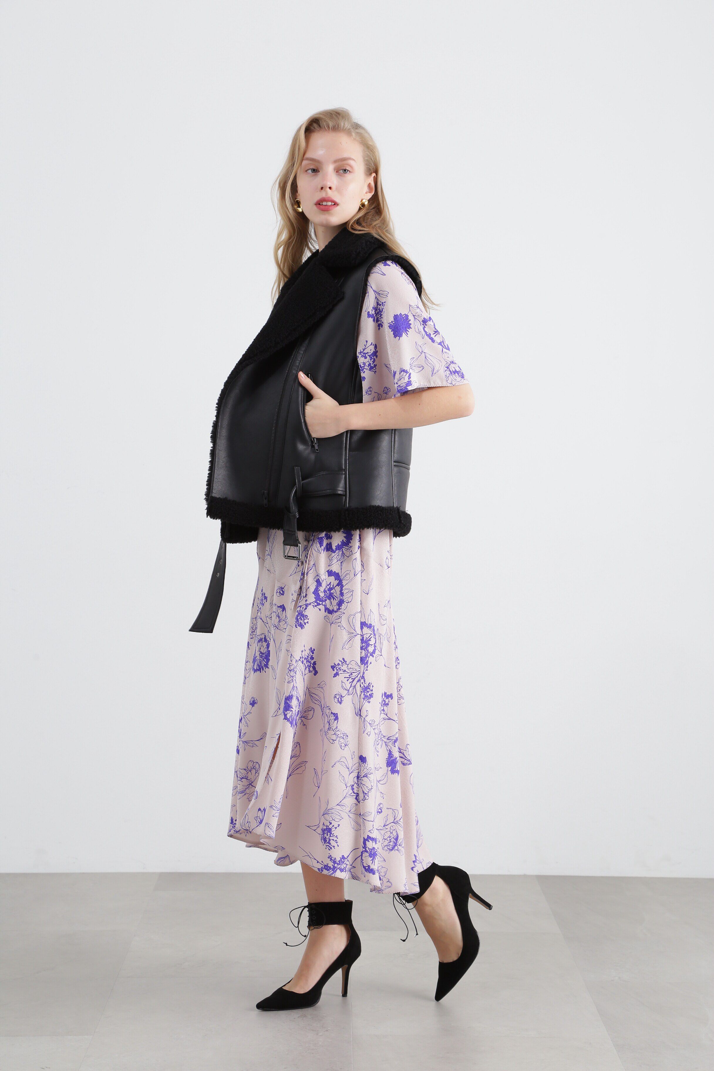  「フォームートンライダースベスト」|ブルゾン・スタジャン|