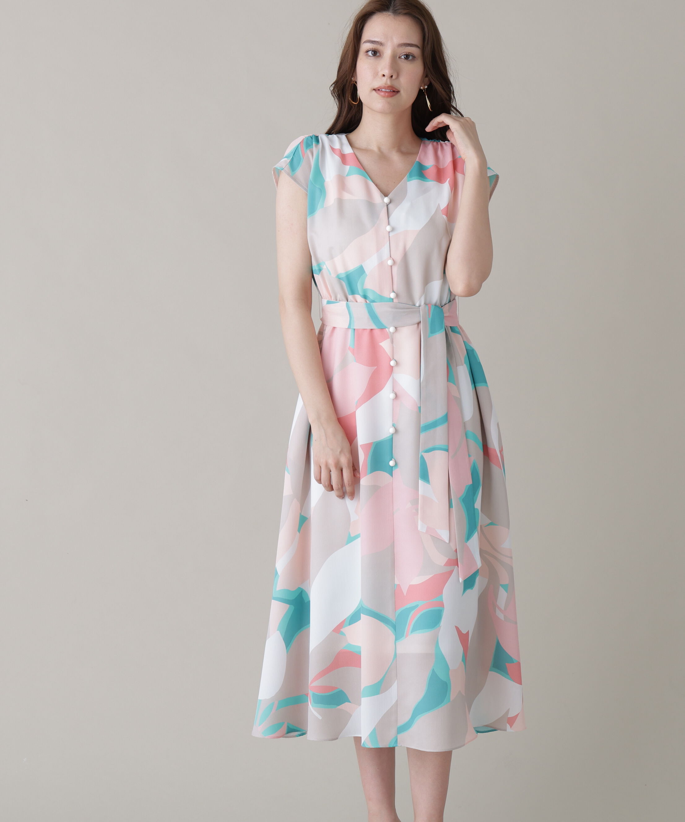  「シェードリーフプリントギャザーワンピース」|ワンピース|