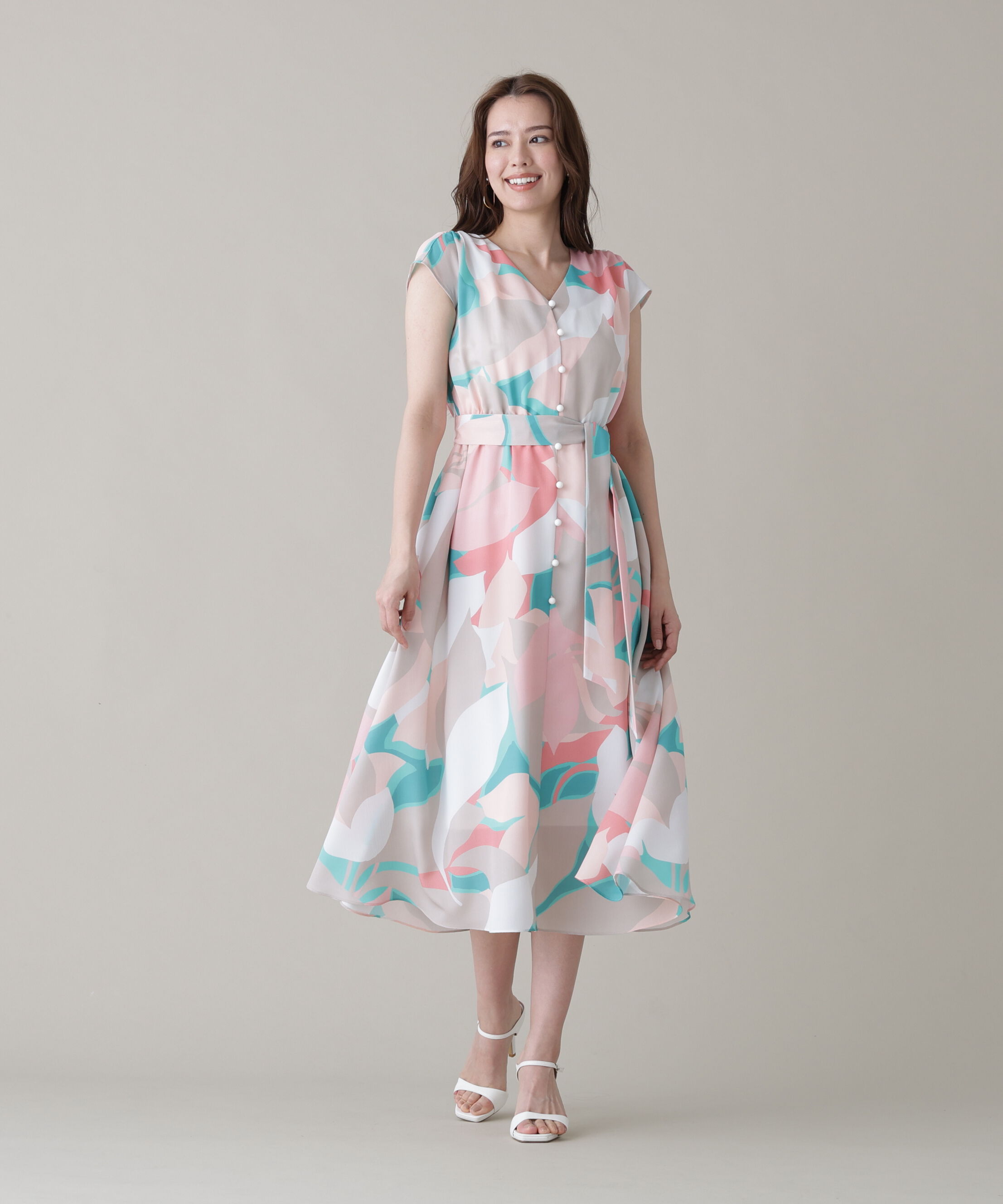  「シェードリーフプリントギャザーワンピース」|ワンピース|