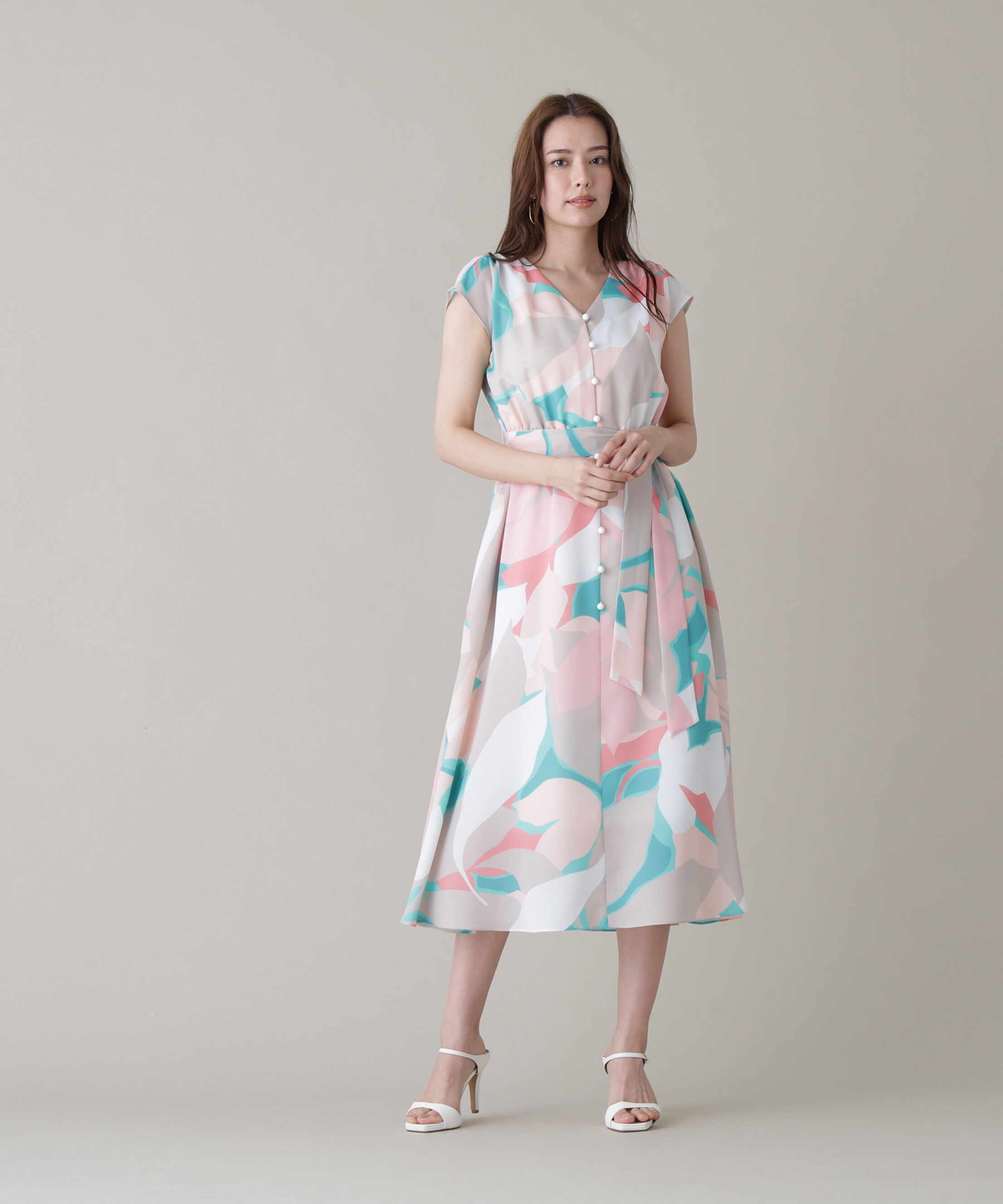  「シェードリーフプリントギャザーワンピース」|ワンピース|