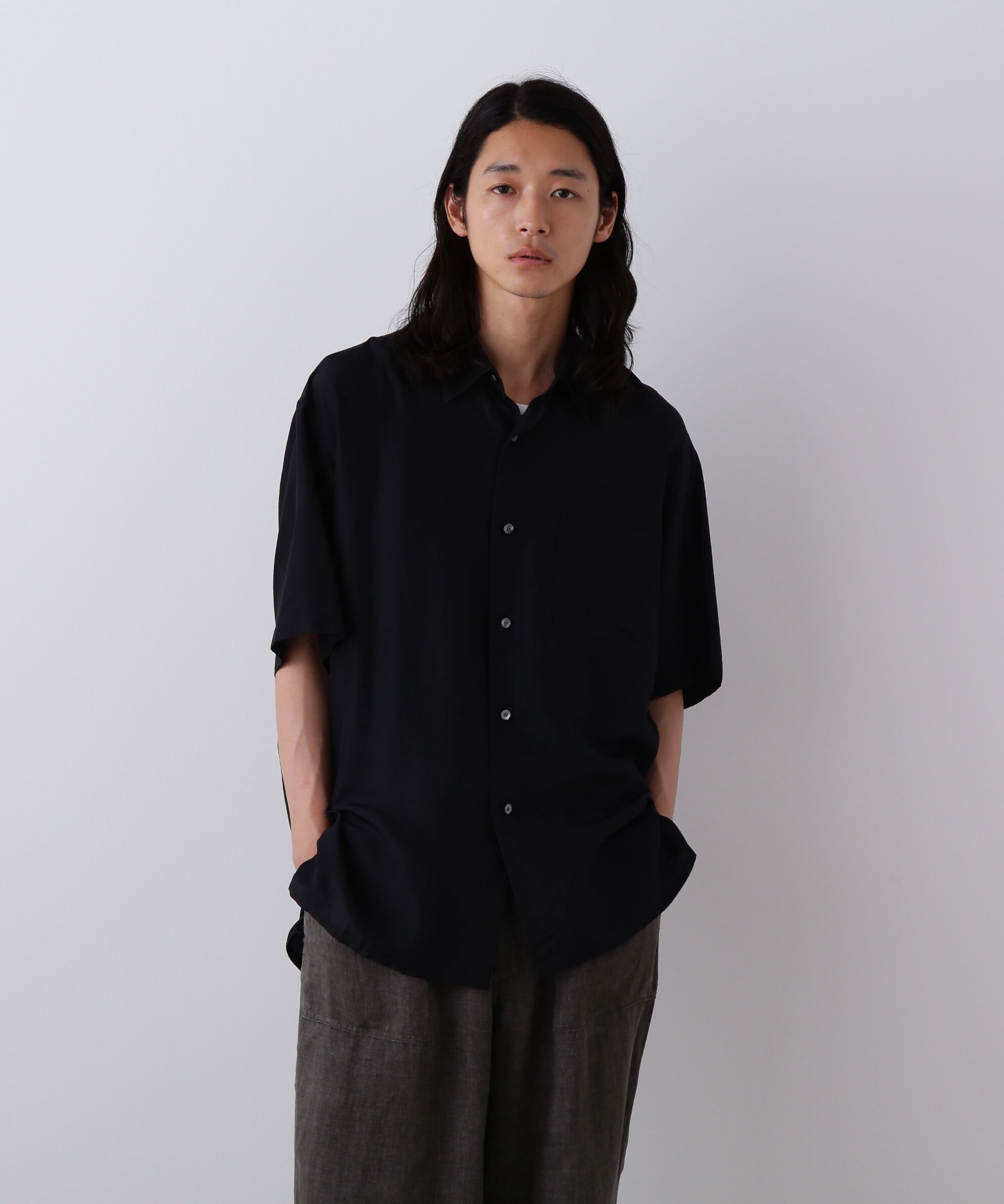 YLEVE 「YLEVE / SILK HABUTAE SHIRT」|シャツ・ブラウス|ブラック