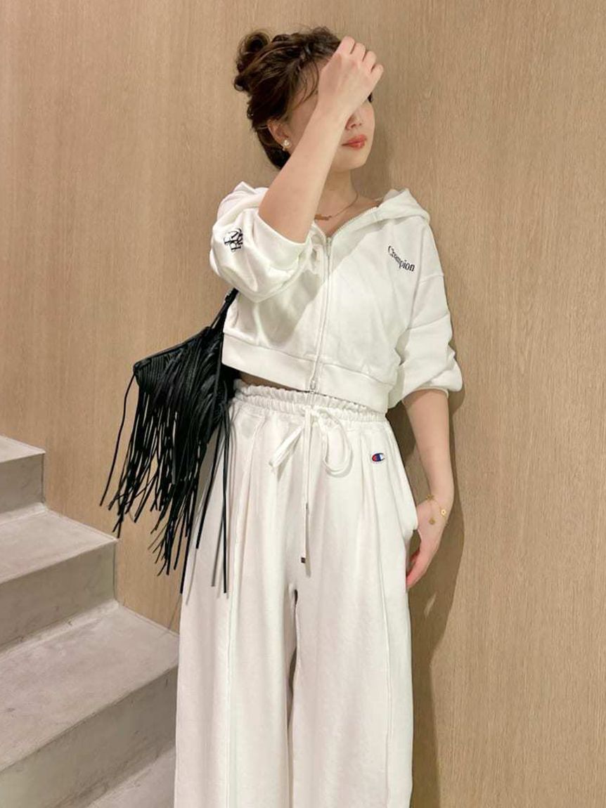 FRAY I.D「【FRAY I.D｜Champion】リバースウィーブタックワイドパンツ」|チノ|