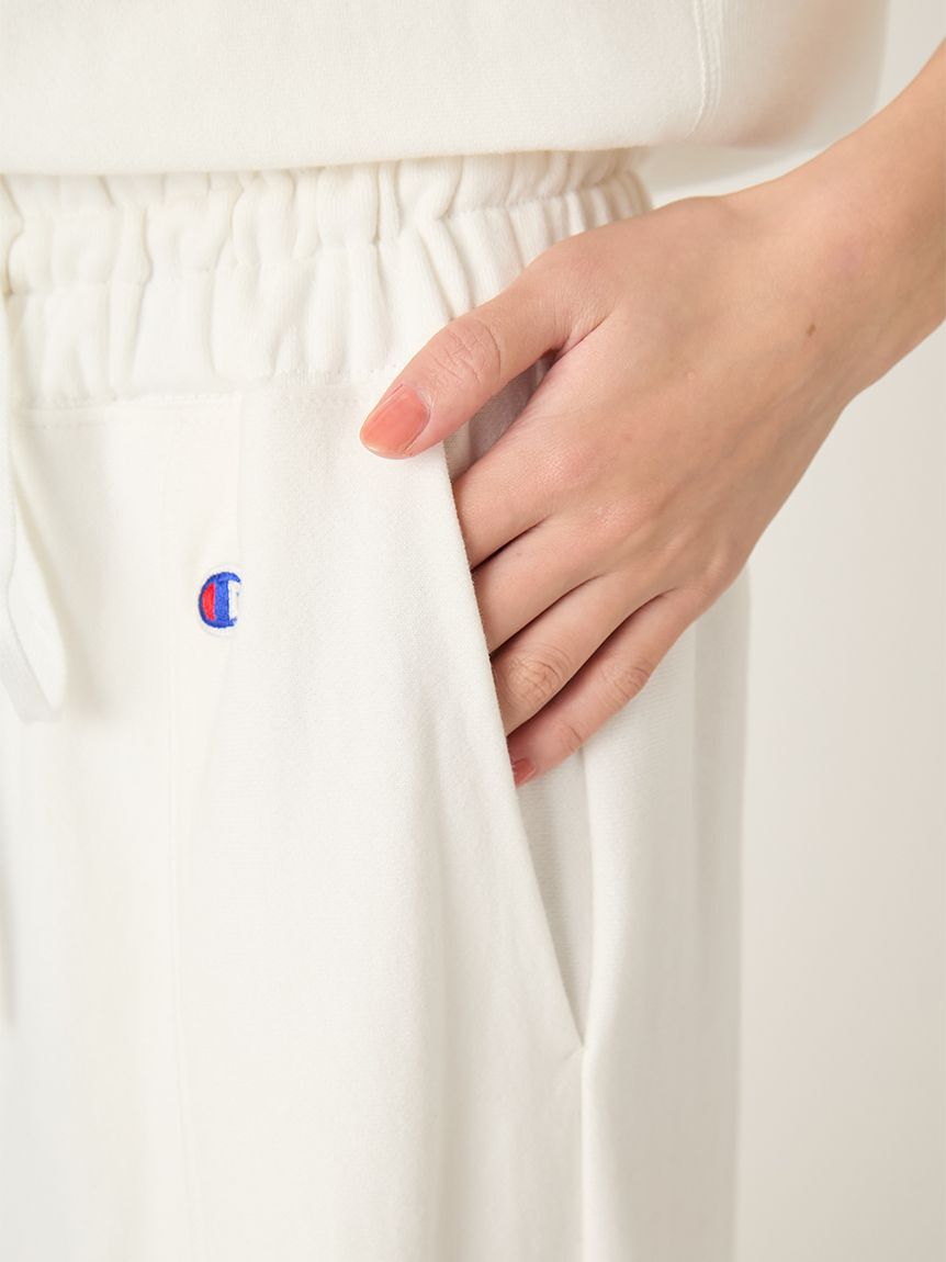 FRAY I.D「【FRAY I.D｜Champion】リバースウィーブタックワイドパンツ」|チノ|