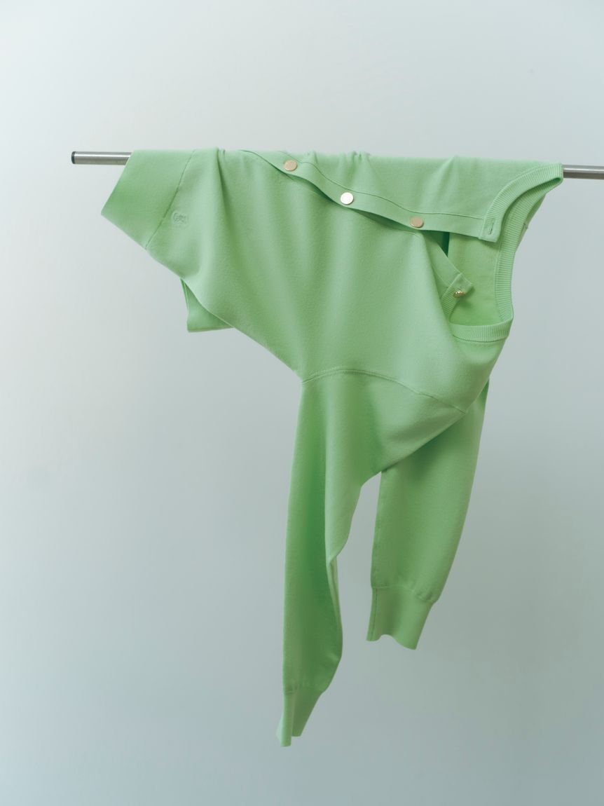 FRAY I.D「シルクブレンドクルーネック金釦ニットカーディガン／ウォッシャブル」|カーディガン|