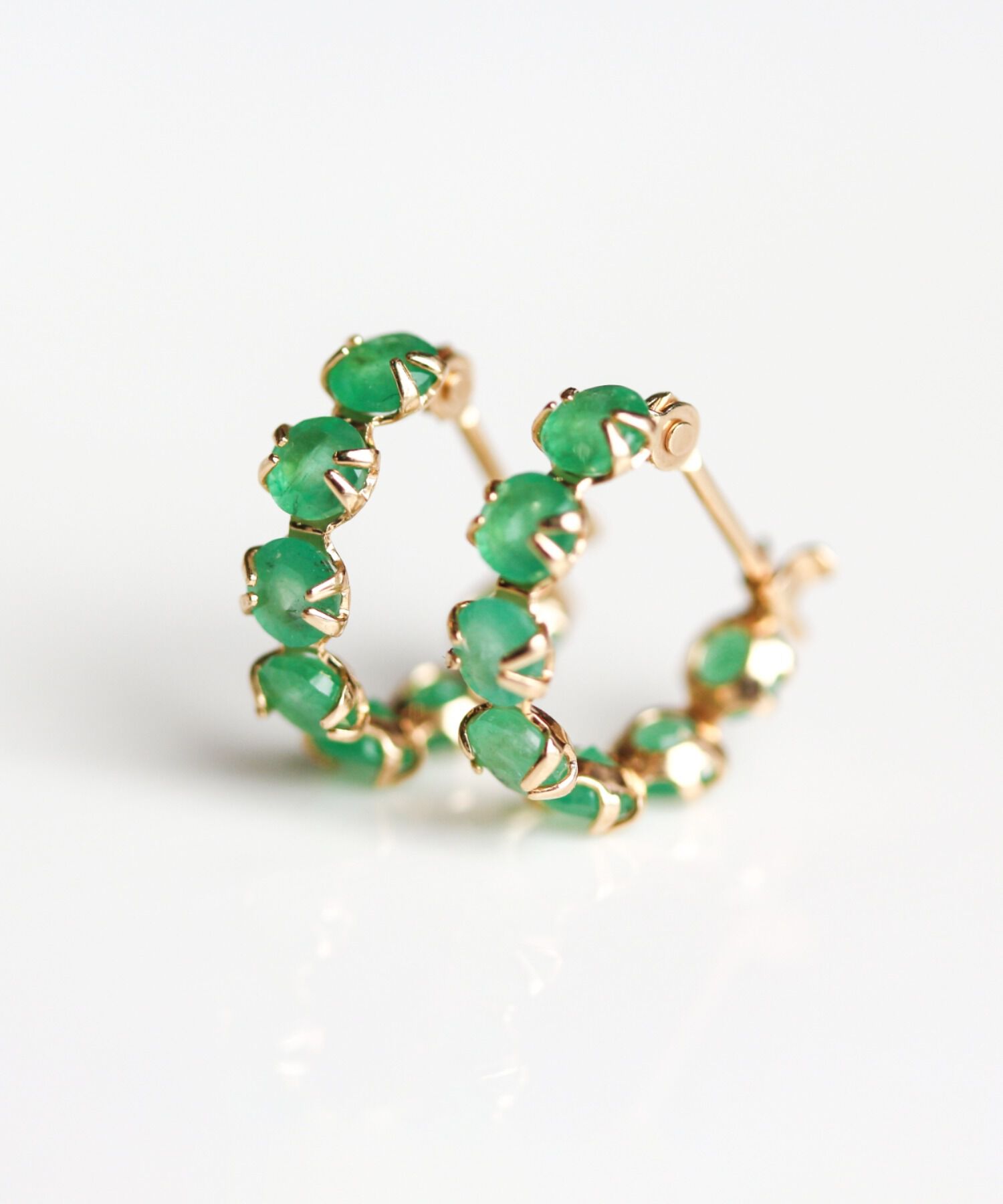  「エメラルド スナップ フープ ピアス | K10YG」|ピアス|