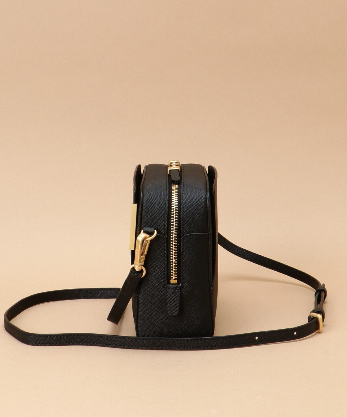 Samantha Thavasa「Pomme d'espoir ポムディスポワール ワンカラーショルダーバッグ」|ショルダー・メッセンジャー|