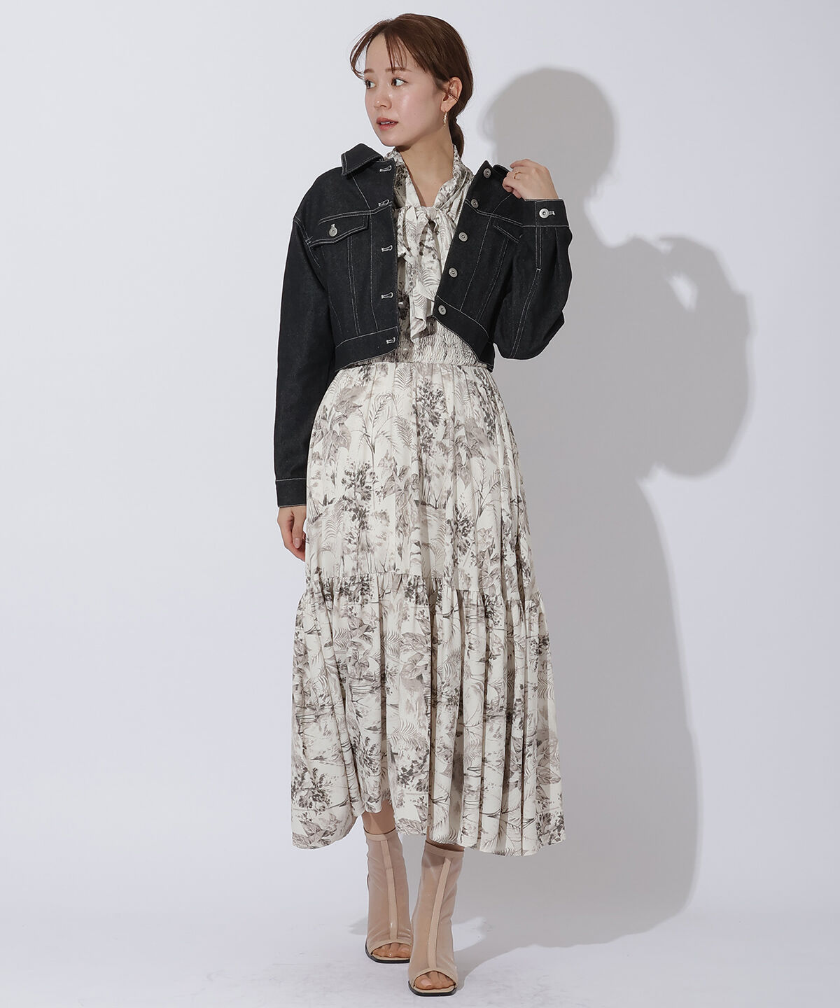 アンドクチュール「クロップドデニムジャケット」|デニムジャケット|