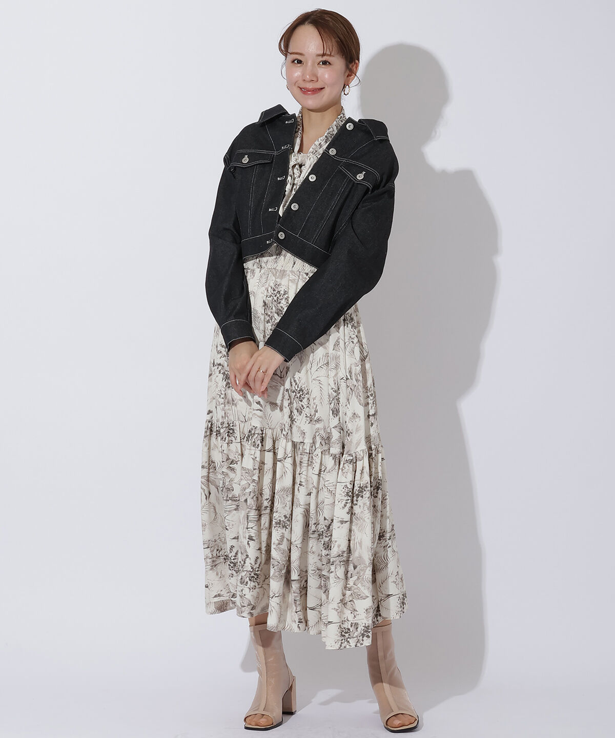 アンドクチュール「クロップドデニムジャケット」|デニムジャケット|