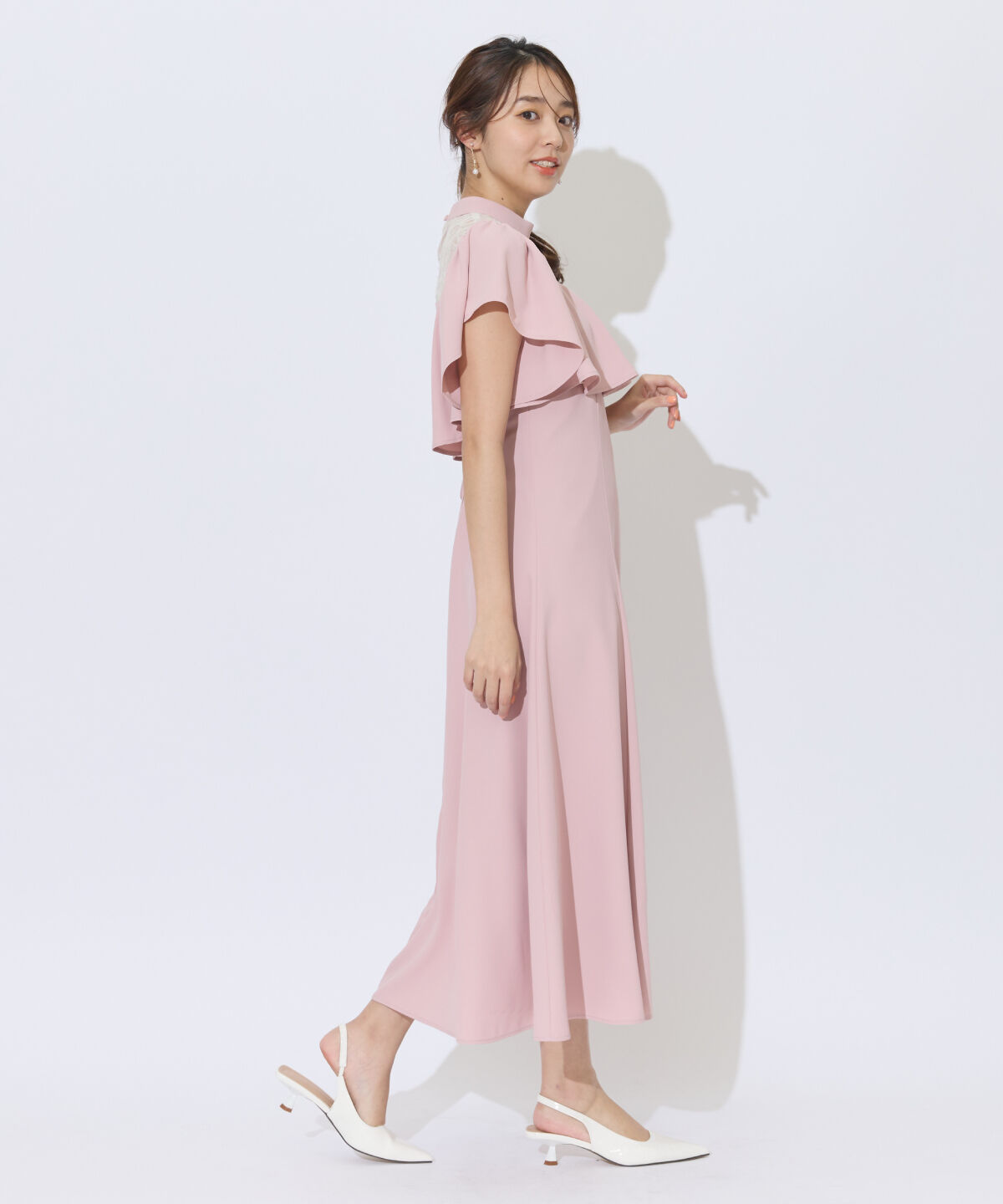 アンドクチュール「2WAYフラワーレースケープドレス」|ドレス|