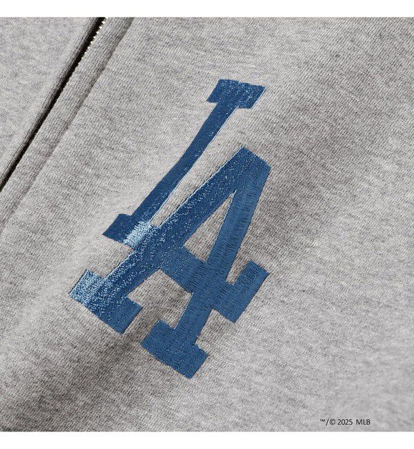 BEAMS「【別注】テーラー東洋 / ZIPUP HOODIE」|スウェット・ジャージ|