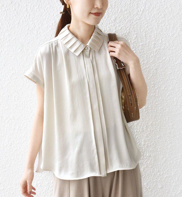 SHIPS for women「《予約》【WEB限定】〈手洗い可能〉ヴィンテージ サテン 襟 タック デザイン ブラウス」|シャツ・ブラウス|オフホワイト