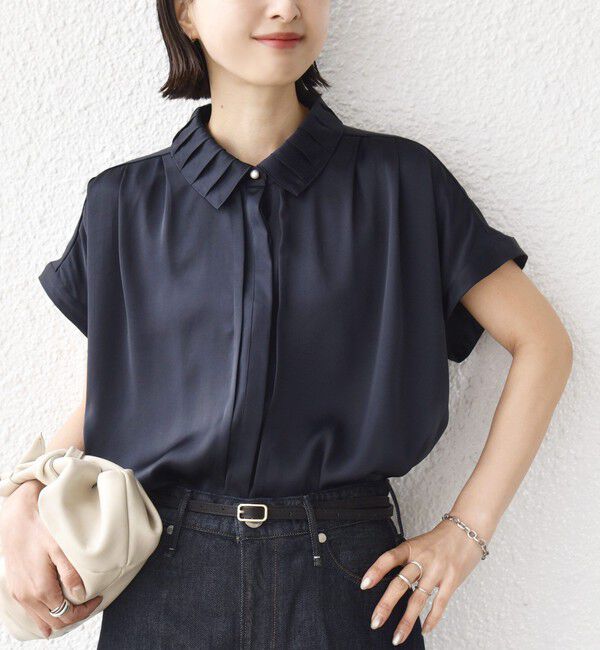 SHIPS for women「《予約》【WEB限定】〈手洗い可能〉ヴィンテージ サテン 襟 タック デザイン ブラウス」|シャツ・ブラウス|ネイビー