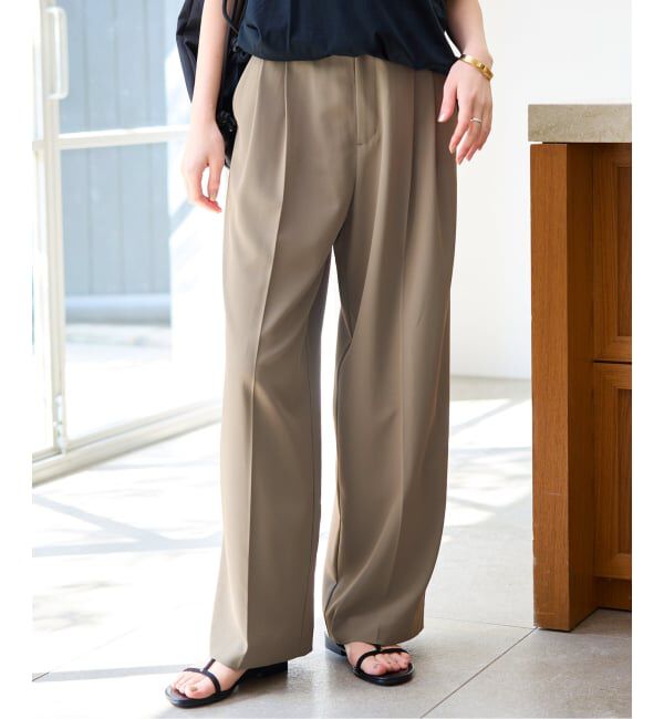 SLOBE IENA「《汗染み防止/接触冷感/吸水速乾/予約》PEストレッチイージースラックス」|スラックス|ベージュ