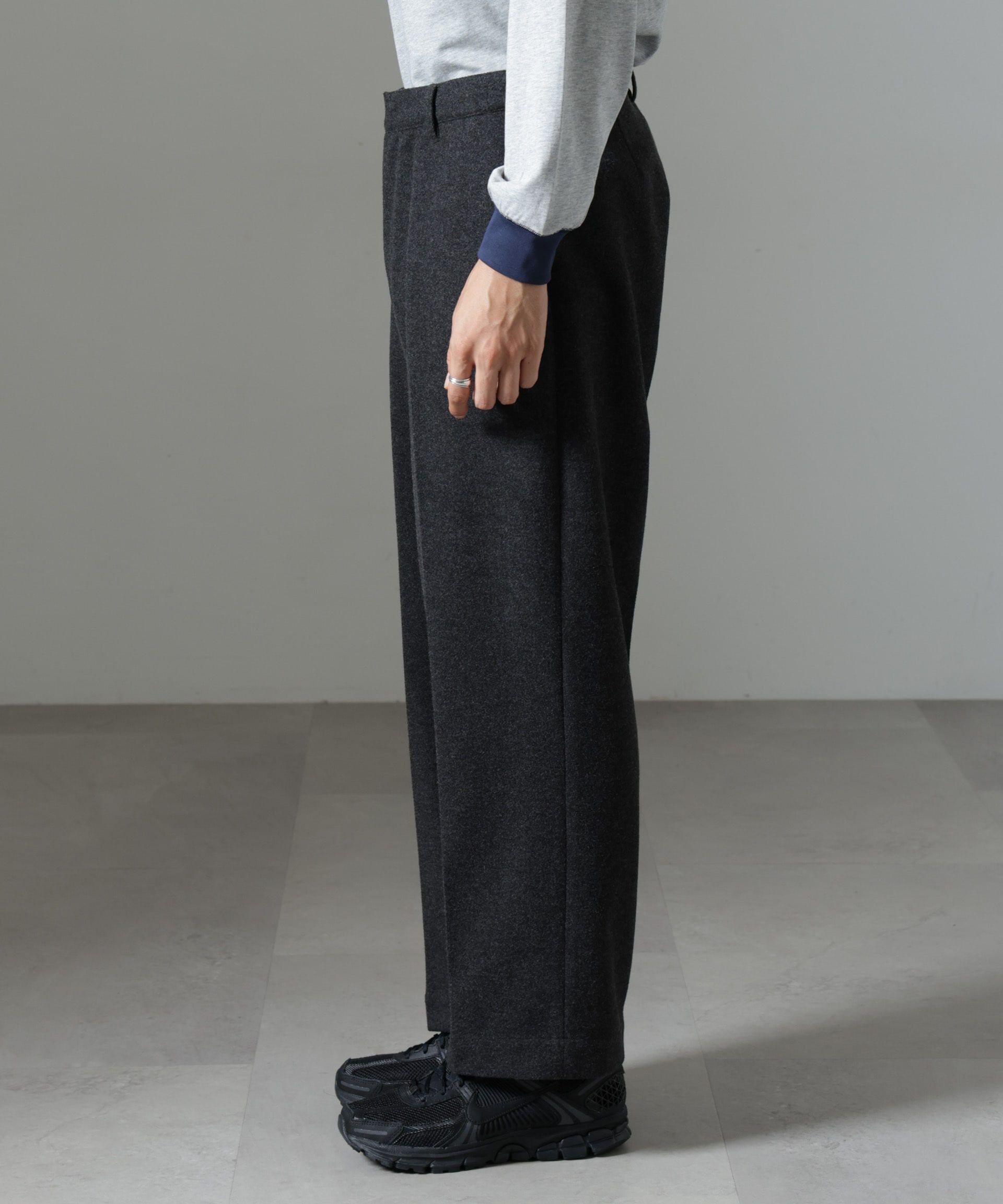 nano･universe「「NJ/CLUB」HOMESTOCK ジャージーストレートパンツ(セットアップ可)」|チノ|