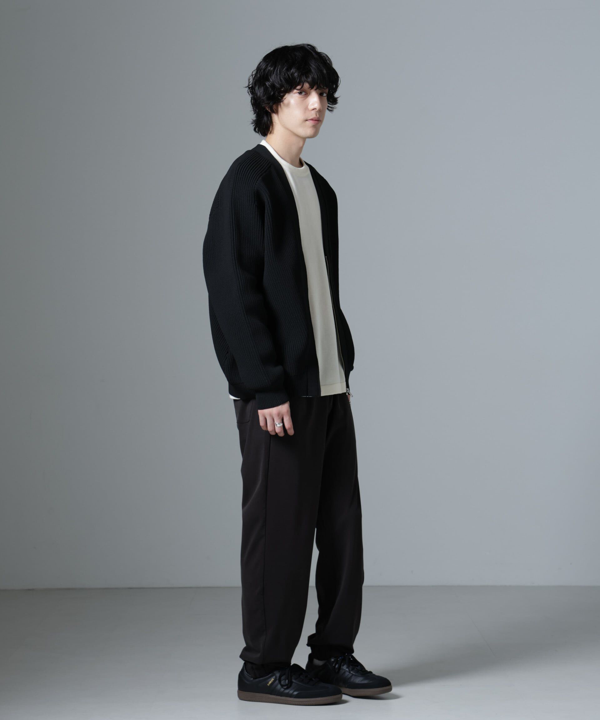 nano･universe「ヌバックライクスムースジョガーパンツ」|チノ|