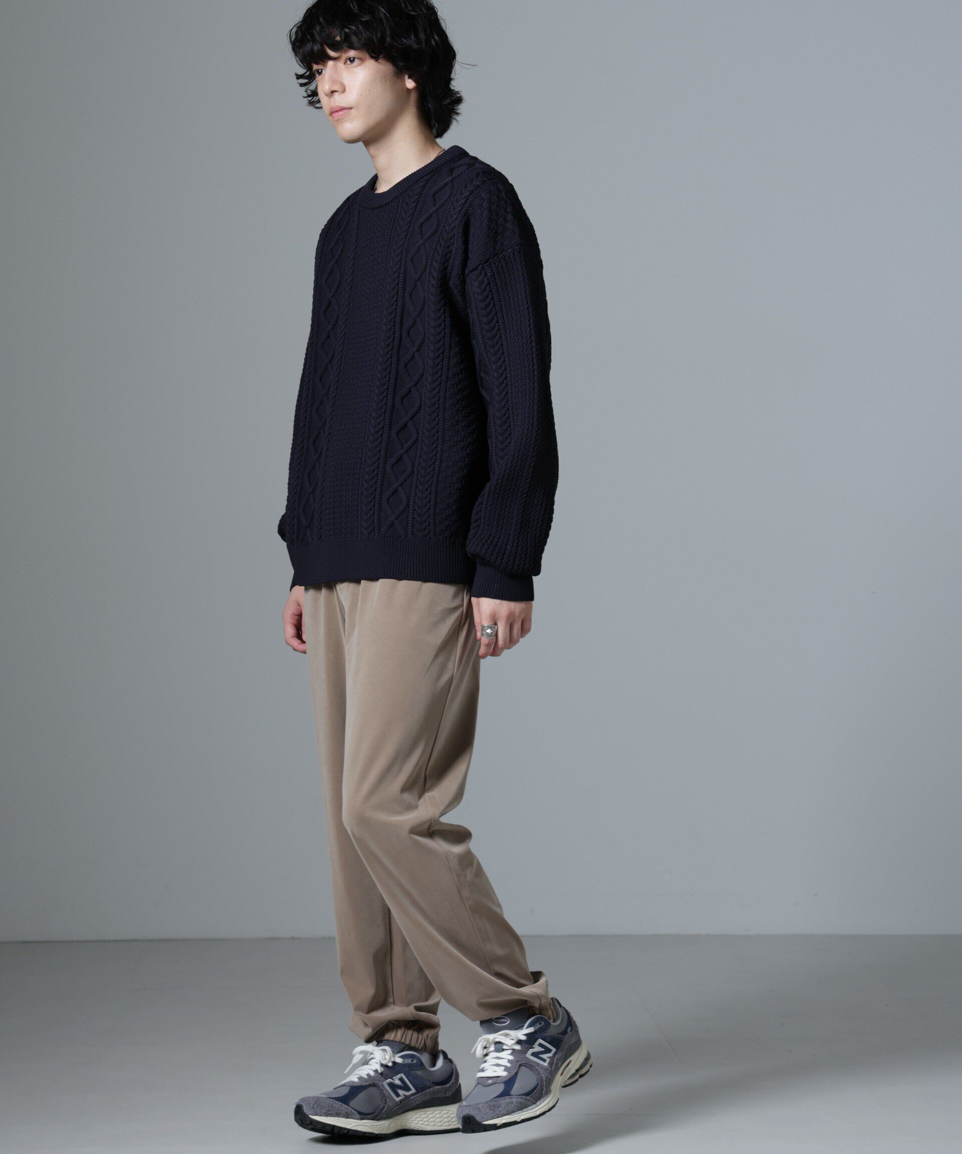 nano･universe「ヌバックライクスムースジョガーパンツ」|チノ|