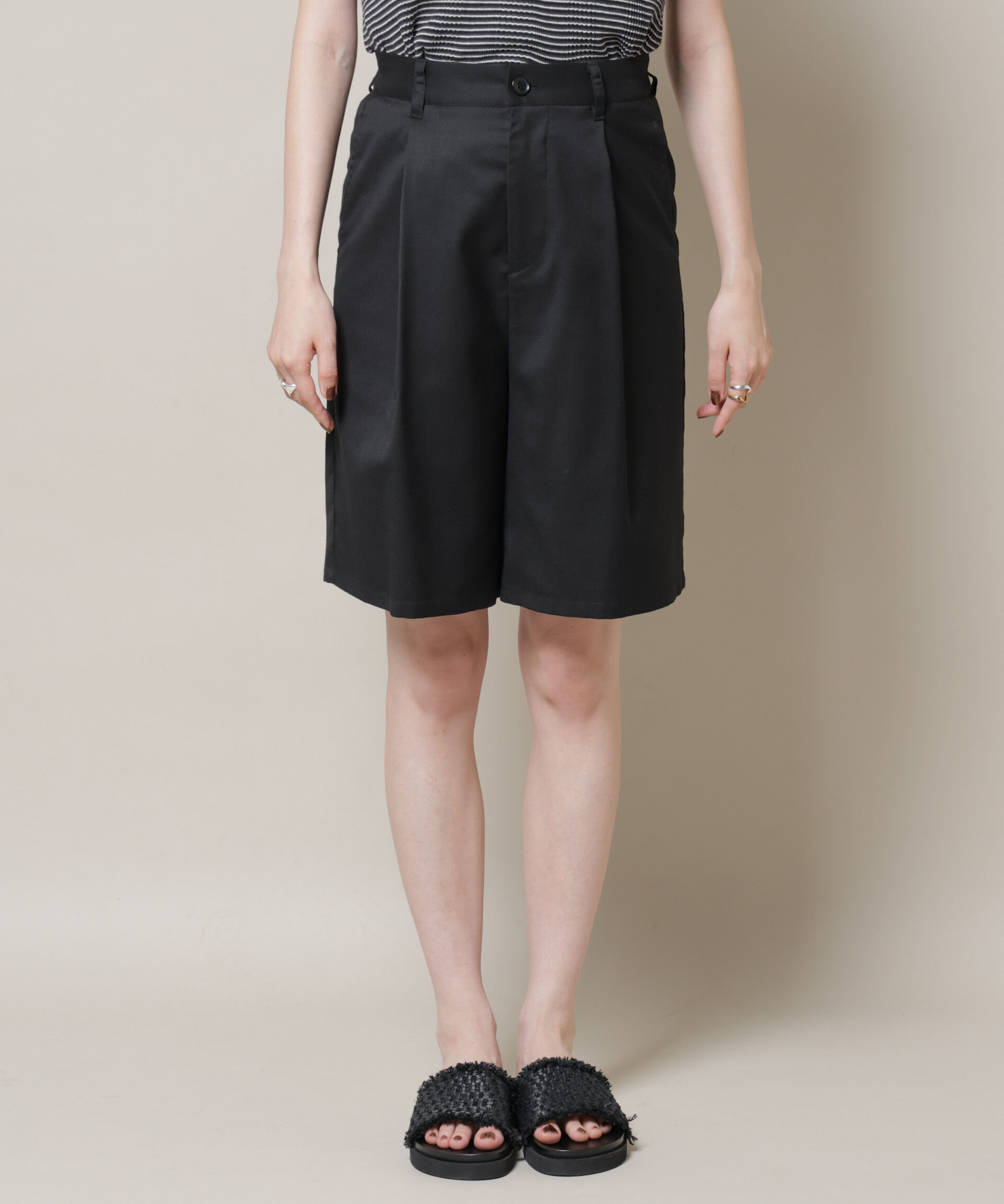 nano･universe「ワンタックショートパンツ(セットアップ可)」|チノ|