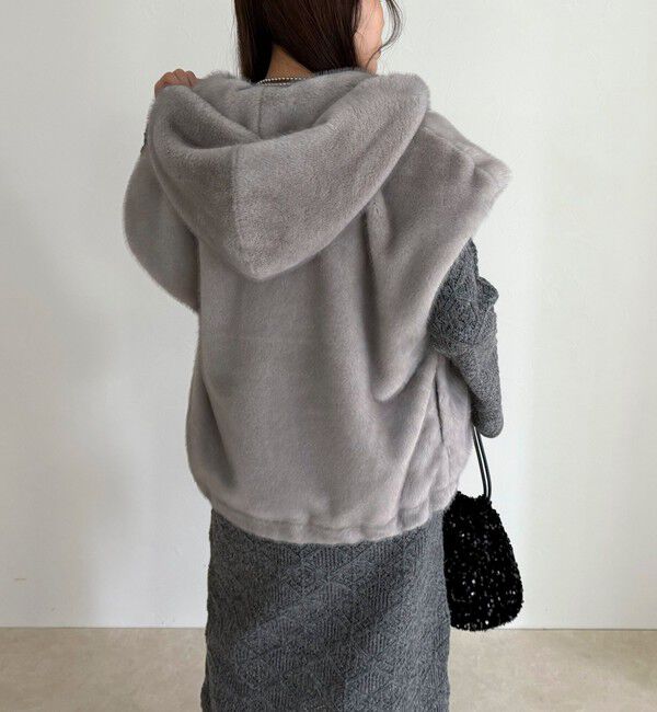 fredy emue「フェイクファーフードベスト」|ベスト・ジレ|