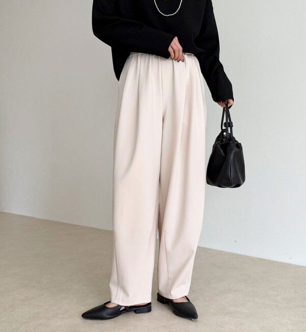 fredy emue「コクーンギャザーパンツ」|チノ|