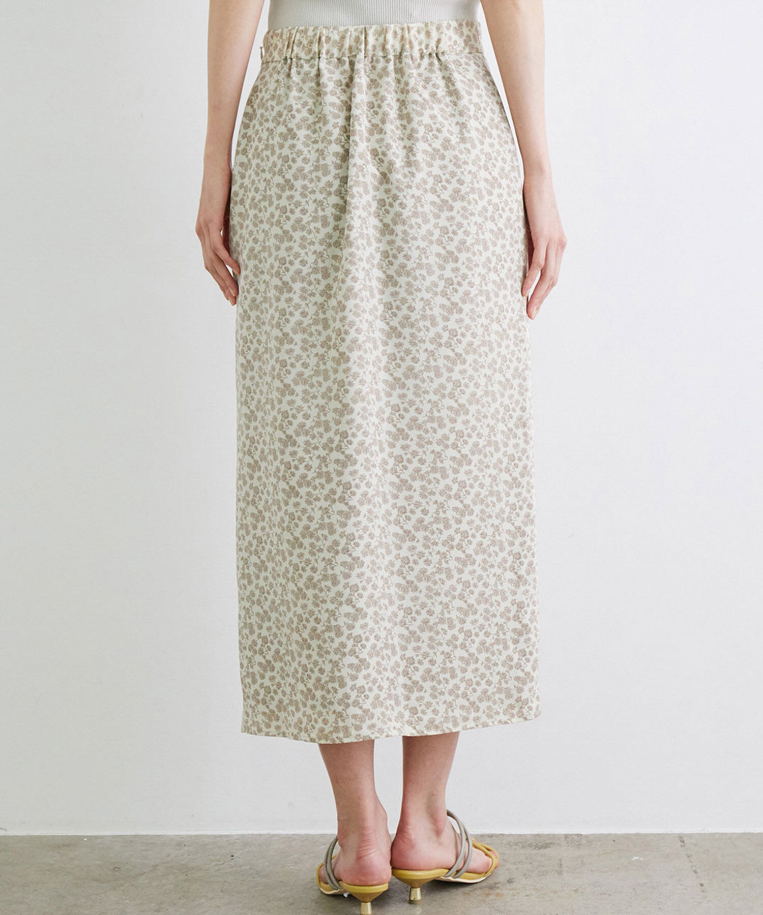 Rope&rsquo;Picnic「フラワープリントくるみ釦ラップスカート」|スカート|