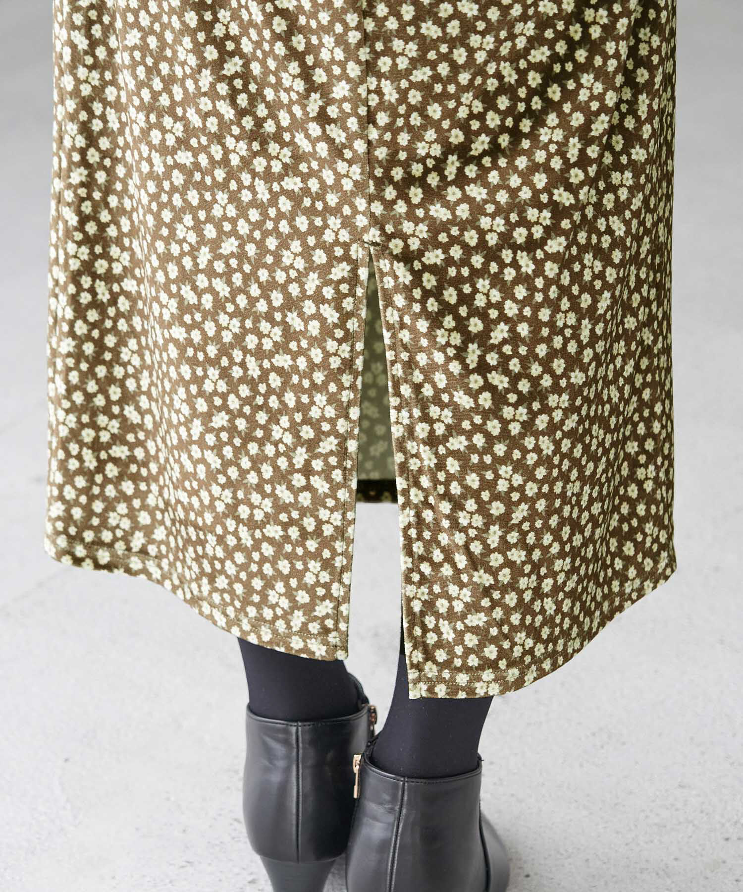 Rope&rsquo;Picnic「リンクコーデ/花柄ベロアアイラインスカート」|スカート|