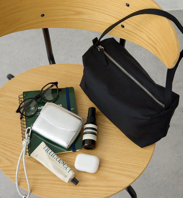  「《Matsushita企画》【軽量180g/強撥水】撥水ボックスショルダーバッグ」|ショルダー・メッセンジャー|