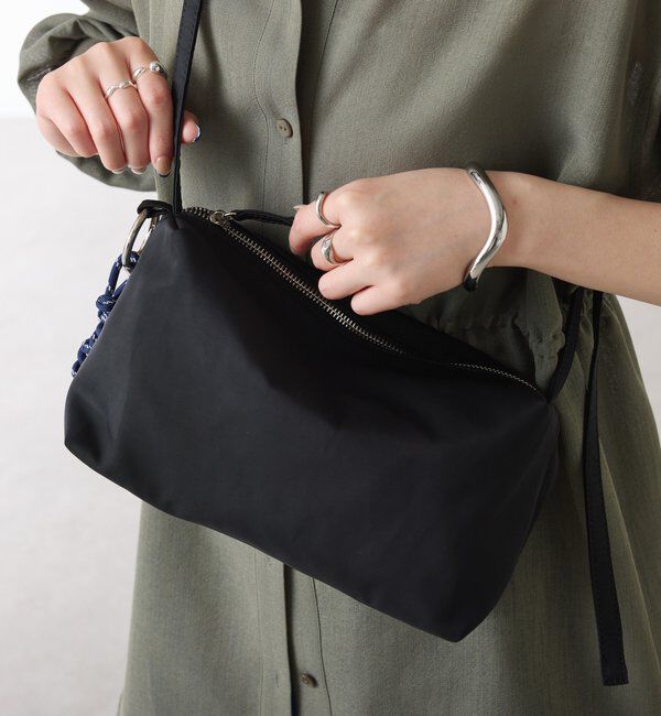  「《Matsushita企画》【軽量180g/強撥水】撥水ボックスショルダーバッグ」|ショルダー・メッセンジャー|