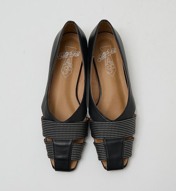 AU BANNISTER「【シルクネクタイ生地使用】グルカモチーフ フラットパンプス」|パンプス|ブラック