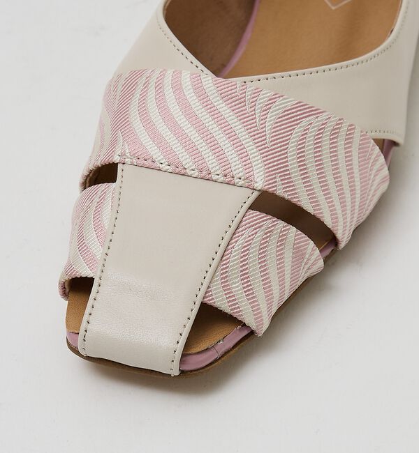 AU BANNISTER「【シルクネクタイ生地使用】グルカモチーフ フラットパンプス」|パンプス|