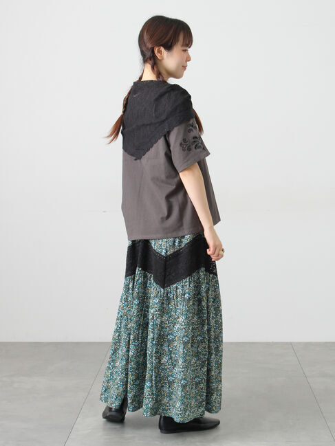 Samansa Mos2「三角ストール付カットワーク刺繍Tシャツ」|Tシャツ・カットソー|