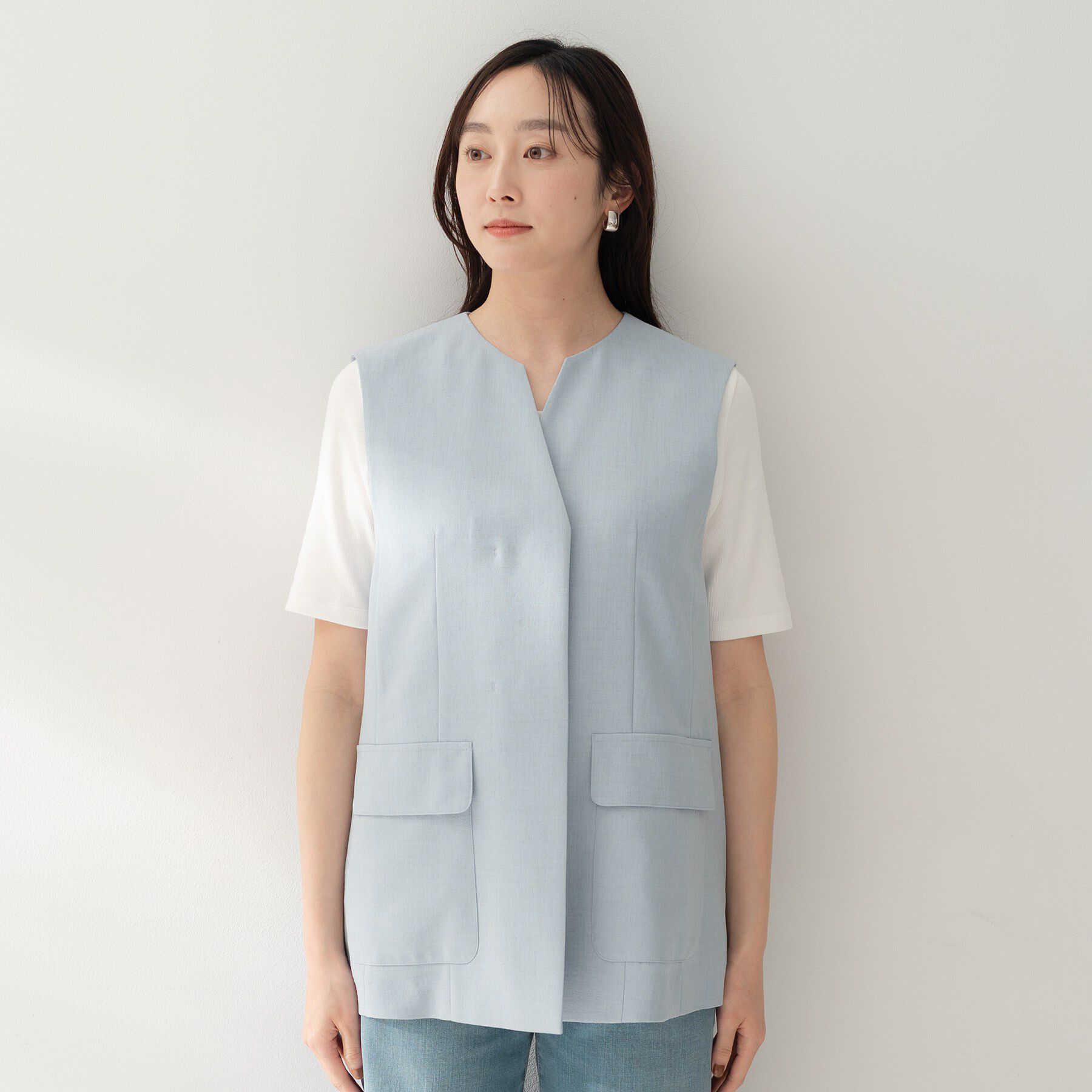 UNTITLED「【セットアップ可/UVカット/接触冷感/遮熱/通気性】スラブキーネックジレ」|ベスト・ジレ|