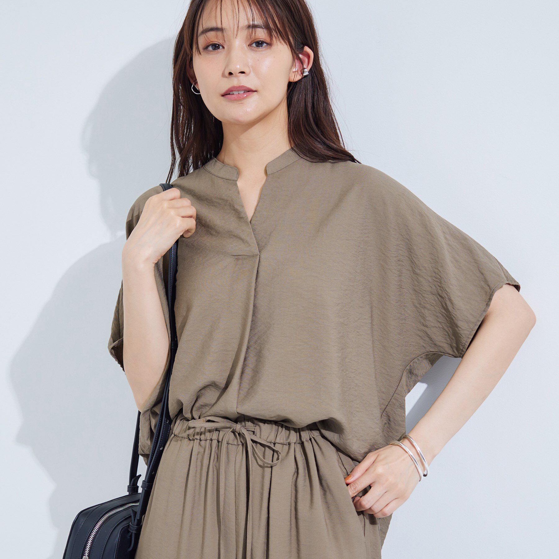 INDIVI「【洗える／UVケア／SETUP可能】スキッパードルマンブラウス」|シャツ・ブラウス|