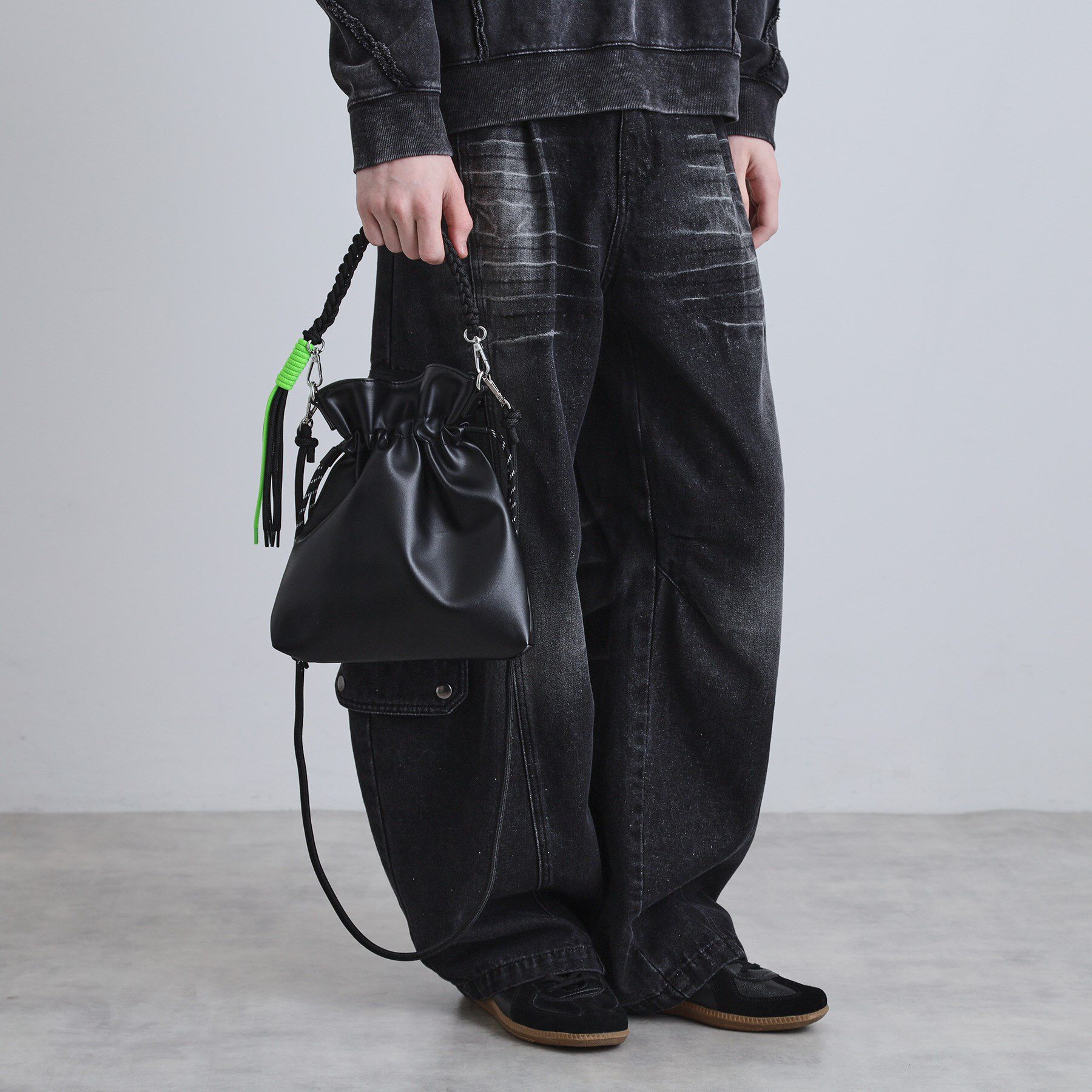 tk.TAKEO KIKUCHI「ADAMPATEK 別注 アソート巾着ショルダーバッグ」|ショルダー・メッセンジャー|